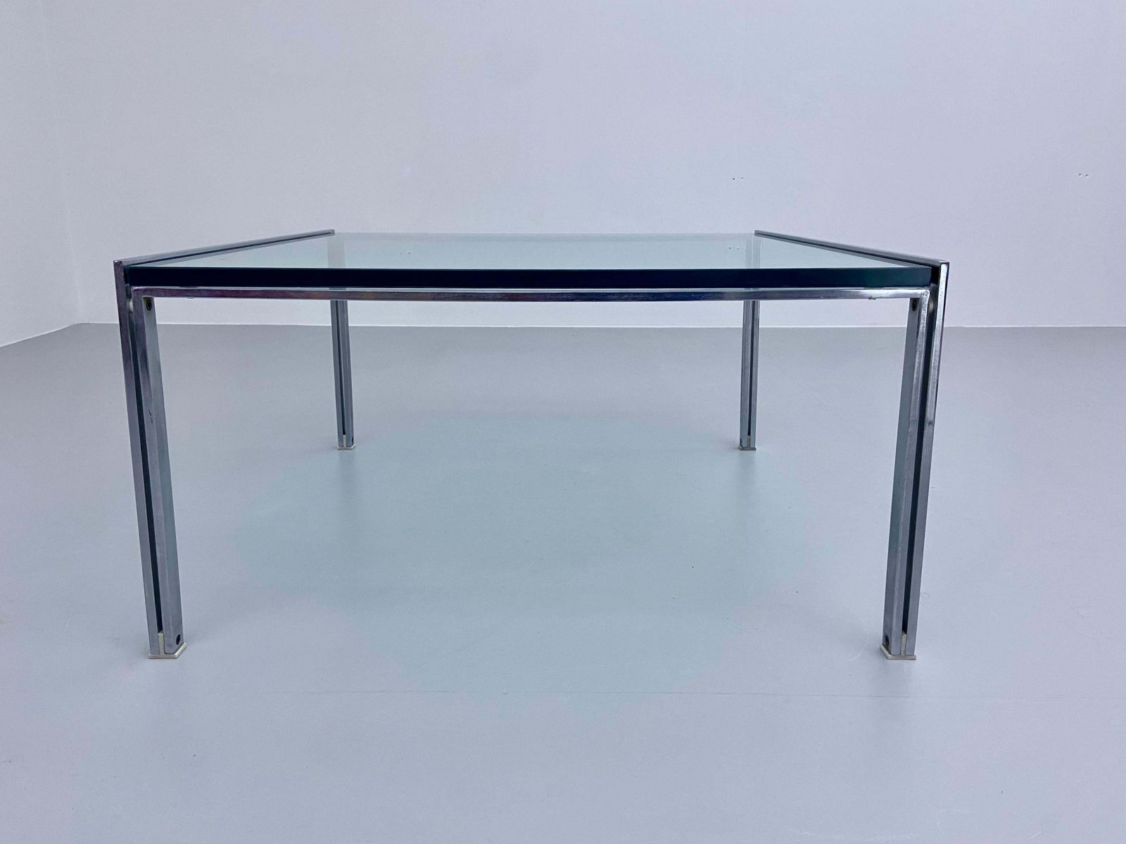 Ross Littell 'Luar' Salontafel In Glas En Metaal Voor Icf Padova, Italië, Jaren 1970 photo for sale