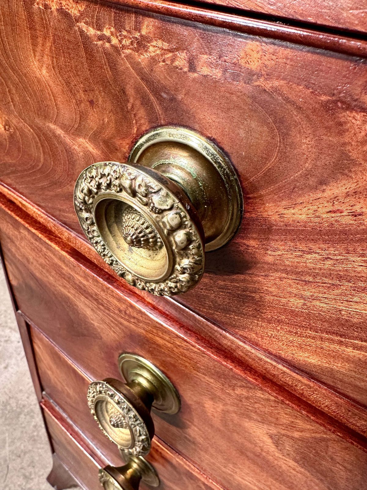 A Beautiful Regency Flame Mahogany Bow Front Chest Of Drawers Circa 1830 photo vintage