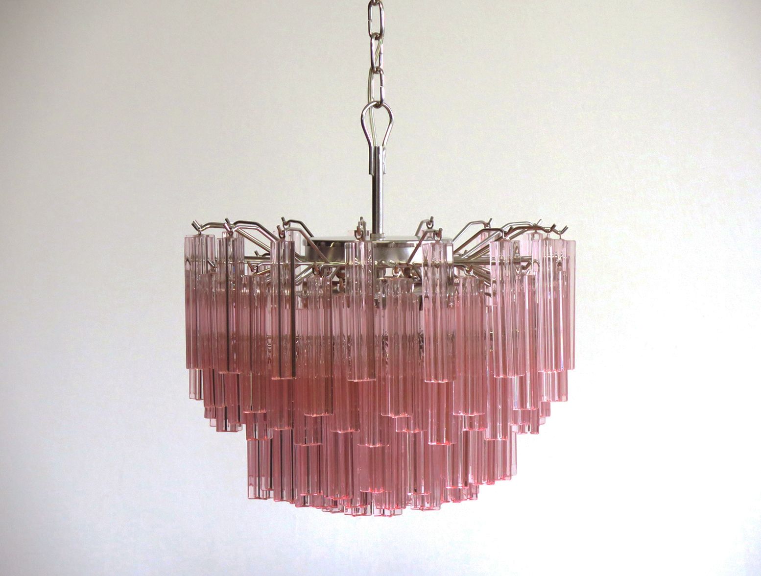Gorgeous Murano Vintage Chandelier – 107 Pink Quadriedri photo for sale