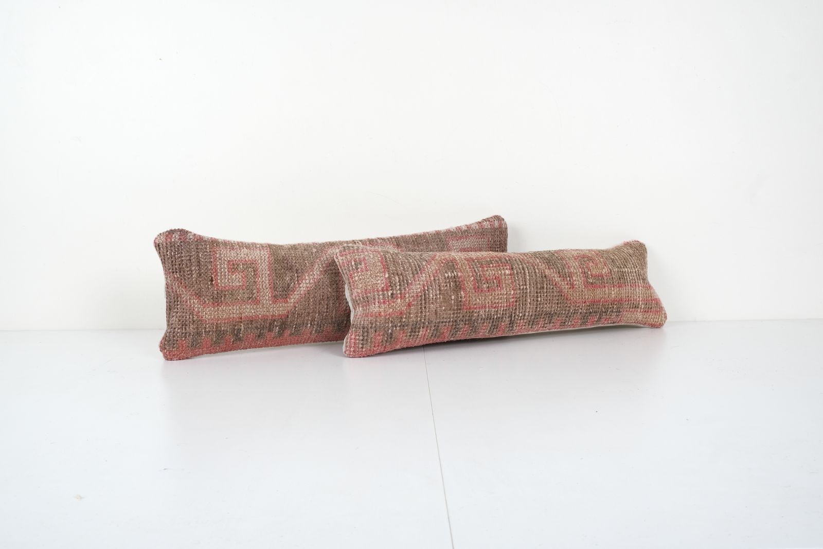 Set Of Two Turkish Ousha Pillow Cover, Pair Boho Woven Lumbar Carpet  Cover Set Of Two Turkish Oushak Rug Pillow Cover, photo Textiles