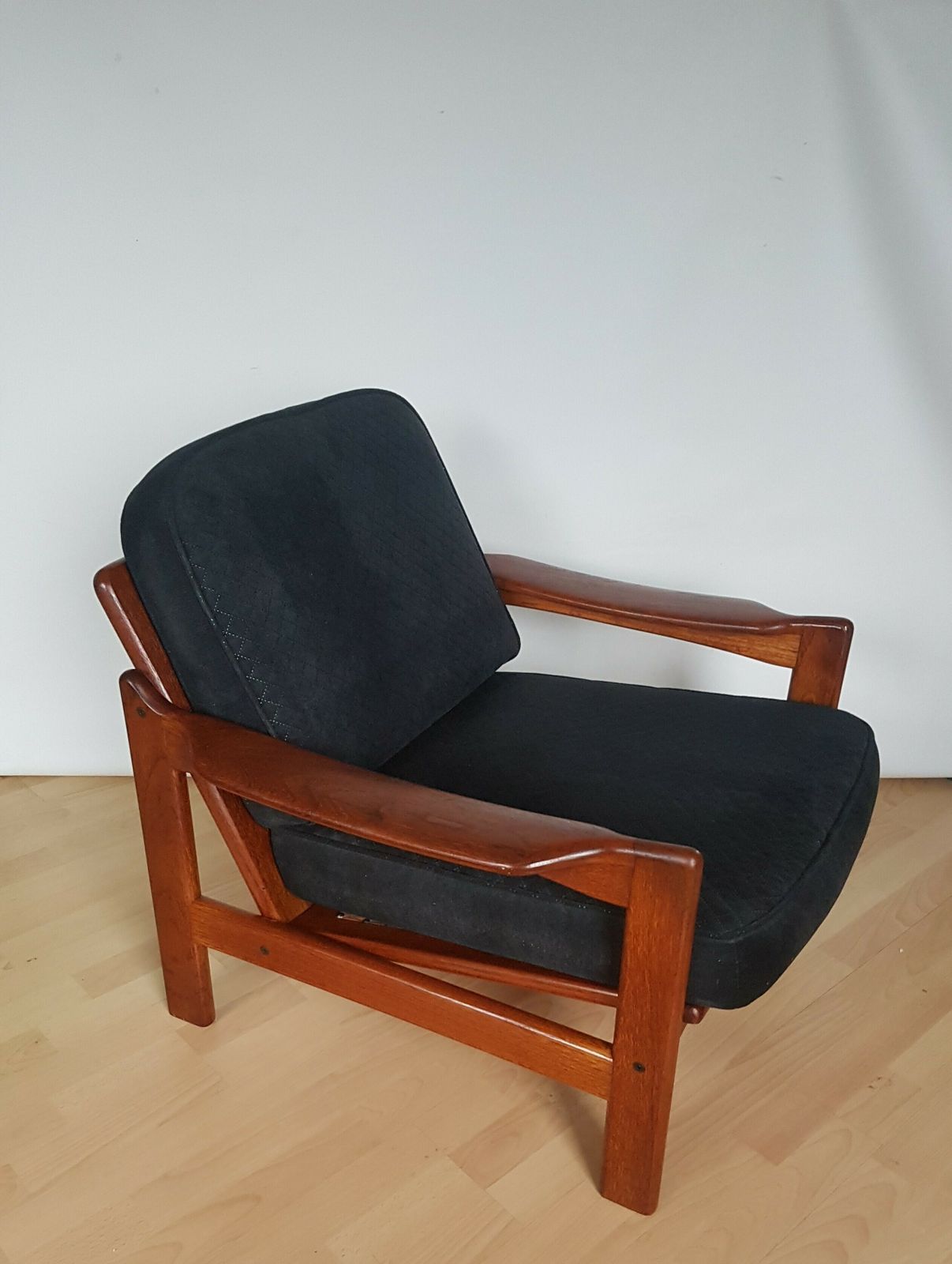 Teak Armchair , Danish Design 1960s photo furniture