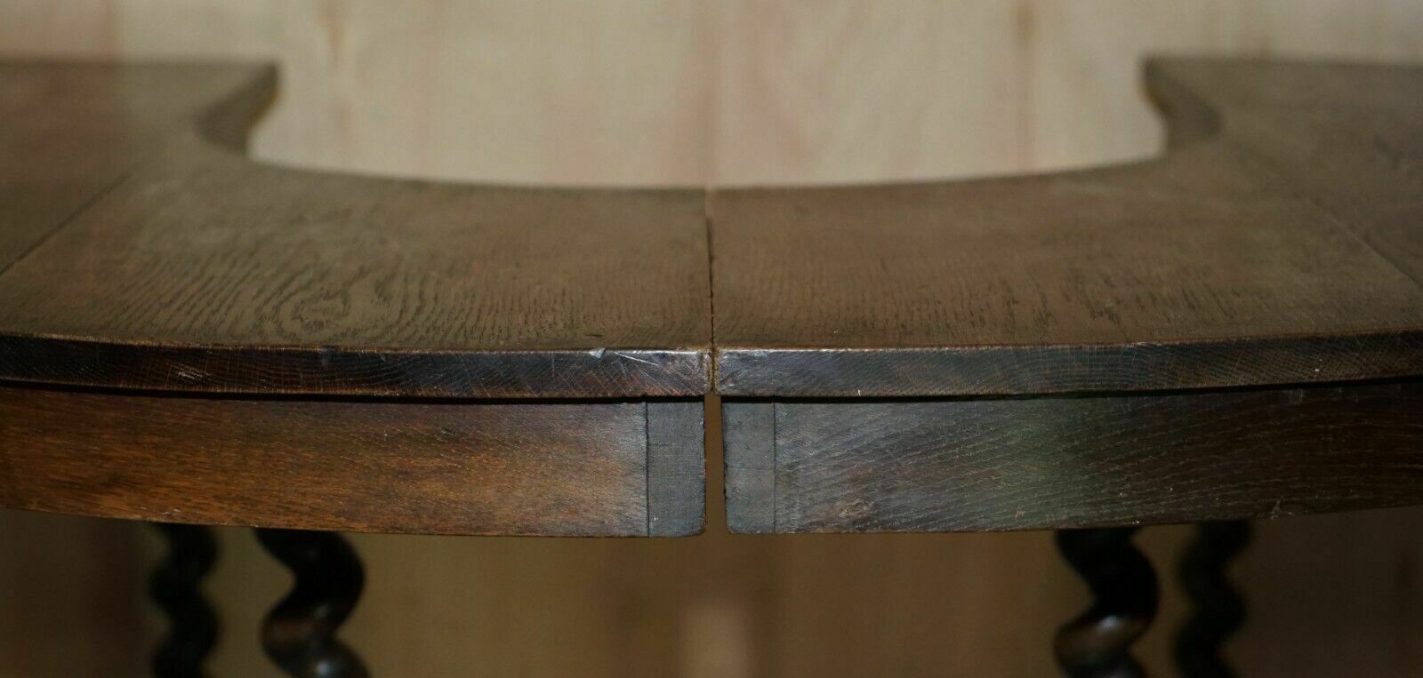 Rare & Collectable Antique Jacobean Revival Barley Twist Leg English Hunt Table photo vinterior