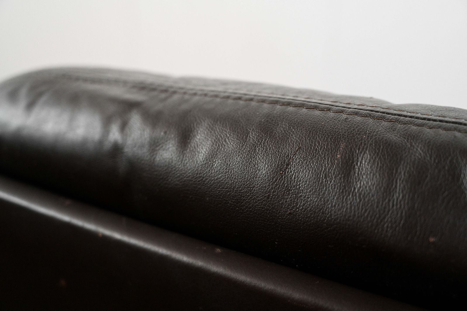 De Sede Ds 31 Armchair With Matching Foot Rest photo vintage