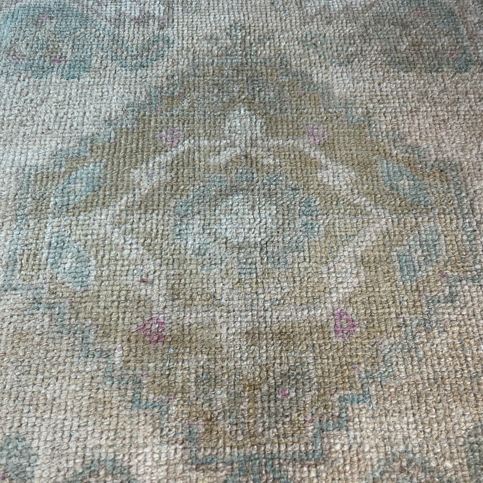 Traditional Vintage Anatolian Turkish Rug photo vinterior