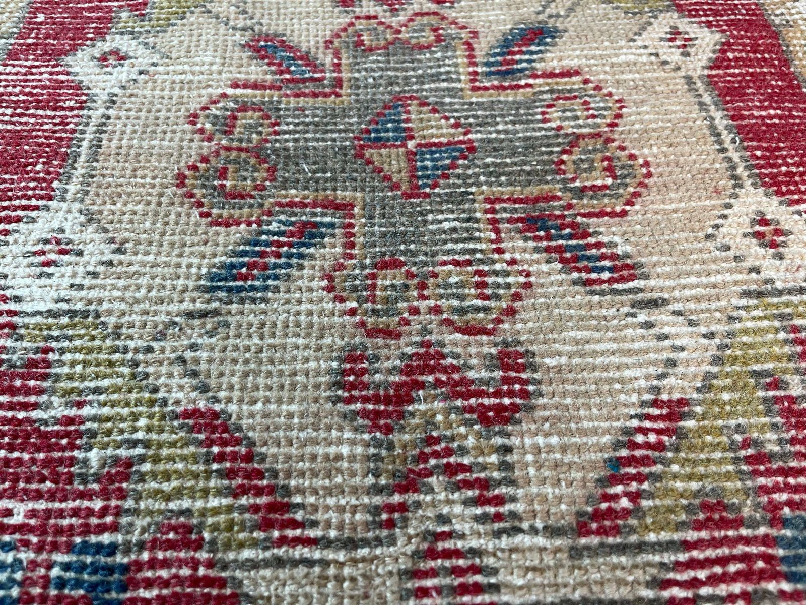 Traditional Turkish Anatolian Rug , Vintage Anatolian Turkish Rug 93x52 Cm photo Textiles