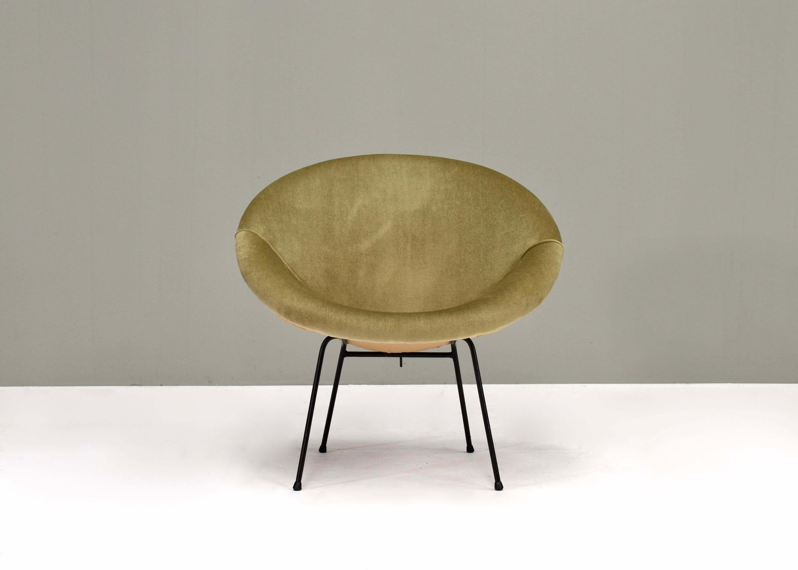 Sculptural Circle Chair In Original Mohair Velvet And Black Metal Base, 1950's photo furniture