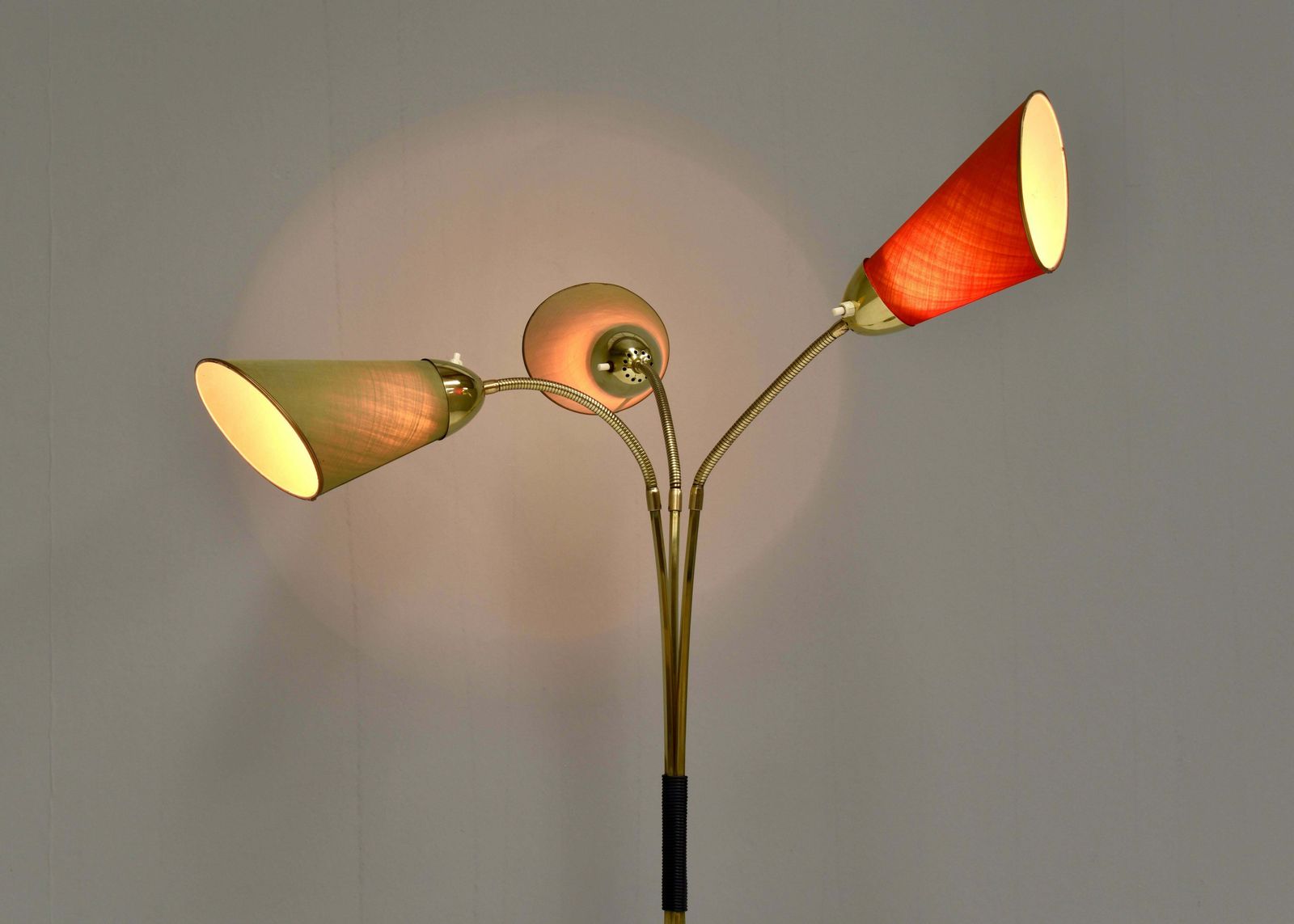 Sophisticated And Elegant Brass Triennale Floor Lamp Italy, Circa 1950 photo vinterior