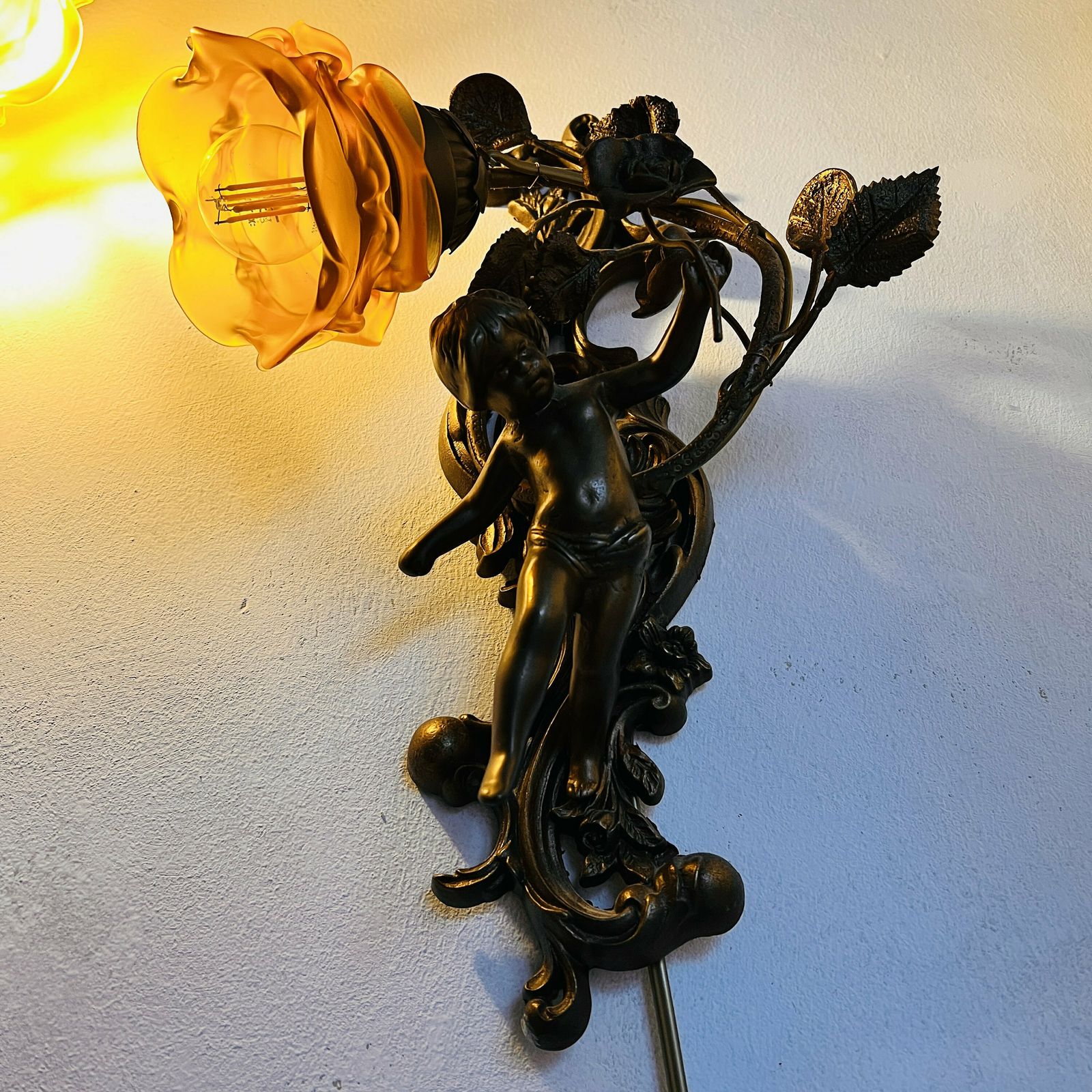 Italiaanse Wandlampen, Bronzen Cherubijnen Wandlampen, Verlichting photo vinterior