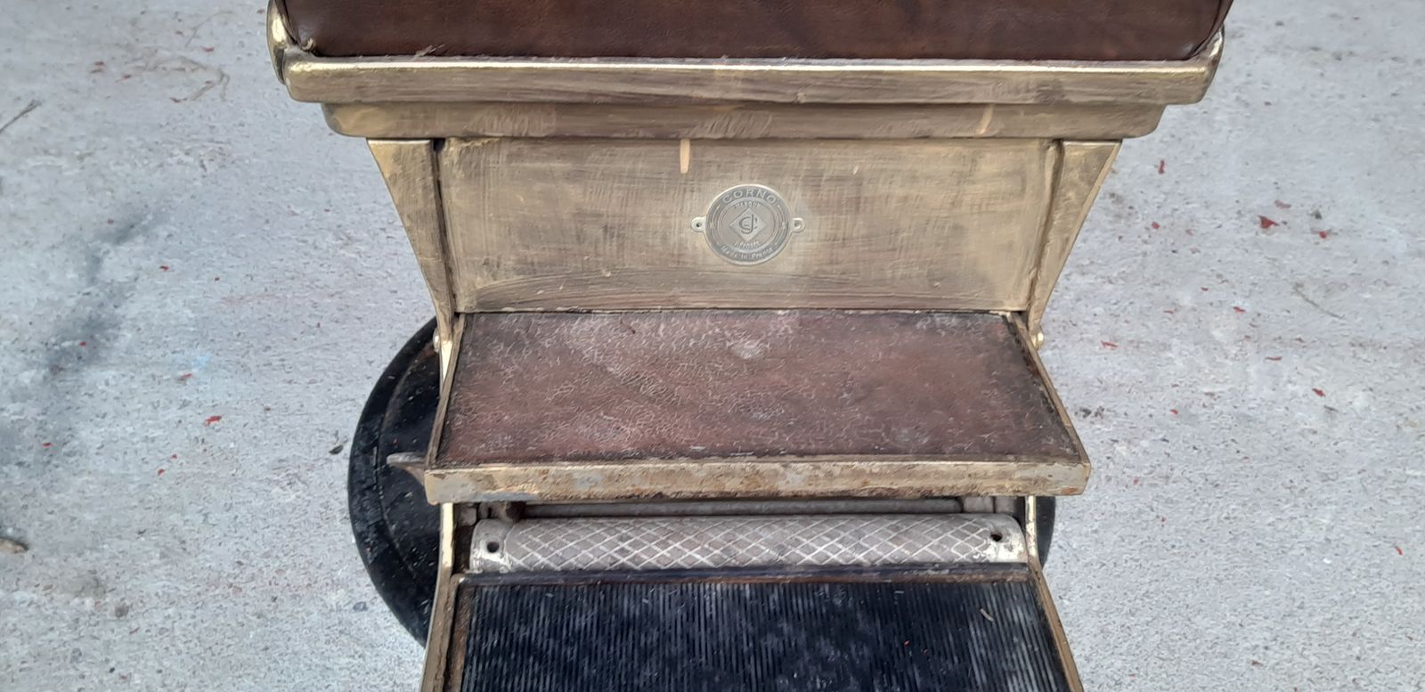 Very Old French Barber's Chair From 1900 By Corno photo Furniture