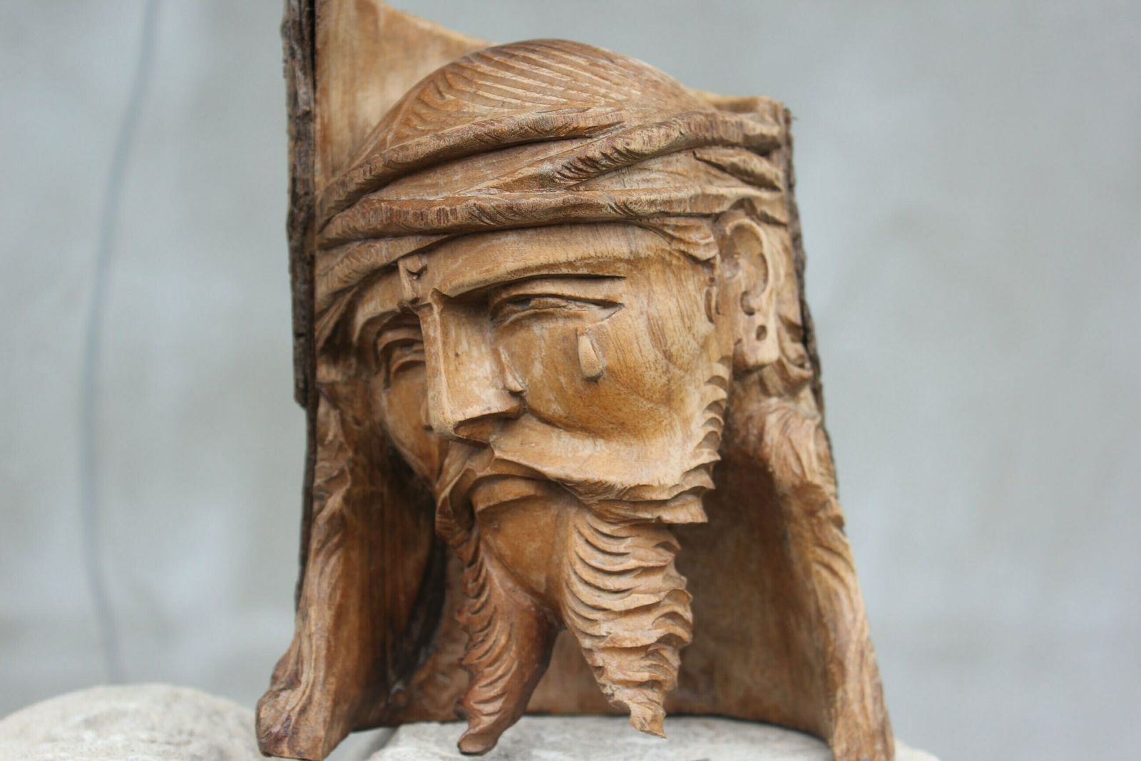 Realistic Wooden Jesus Face Altar Hanging Hand Carved Religious Figurine Collectible Christian Sign photo furniture