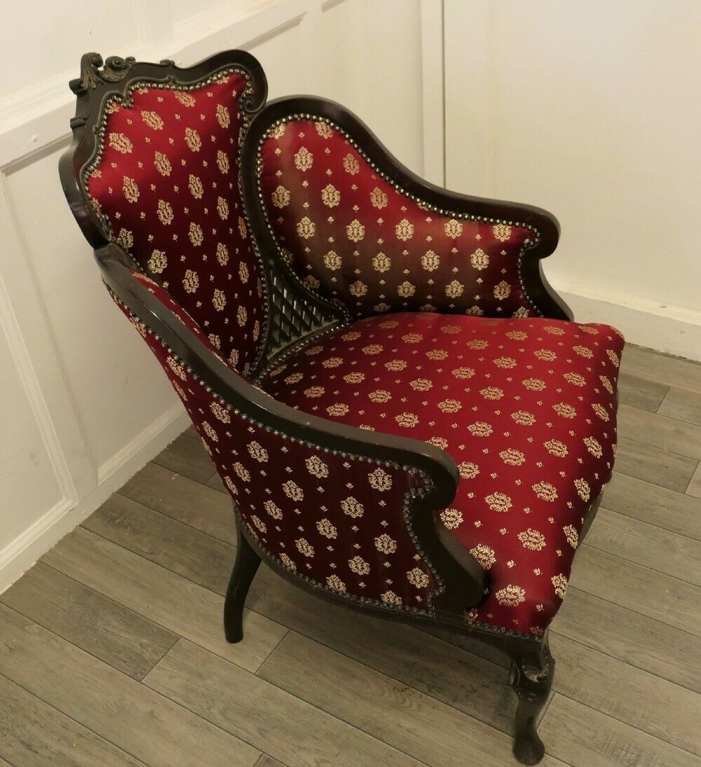 Fine Quality Victorian Salon Chair, Upholstered In Regency Silk Fabric photo vintage