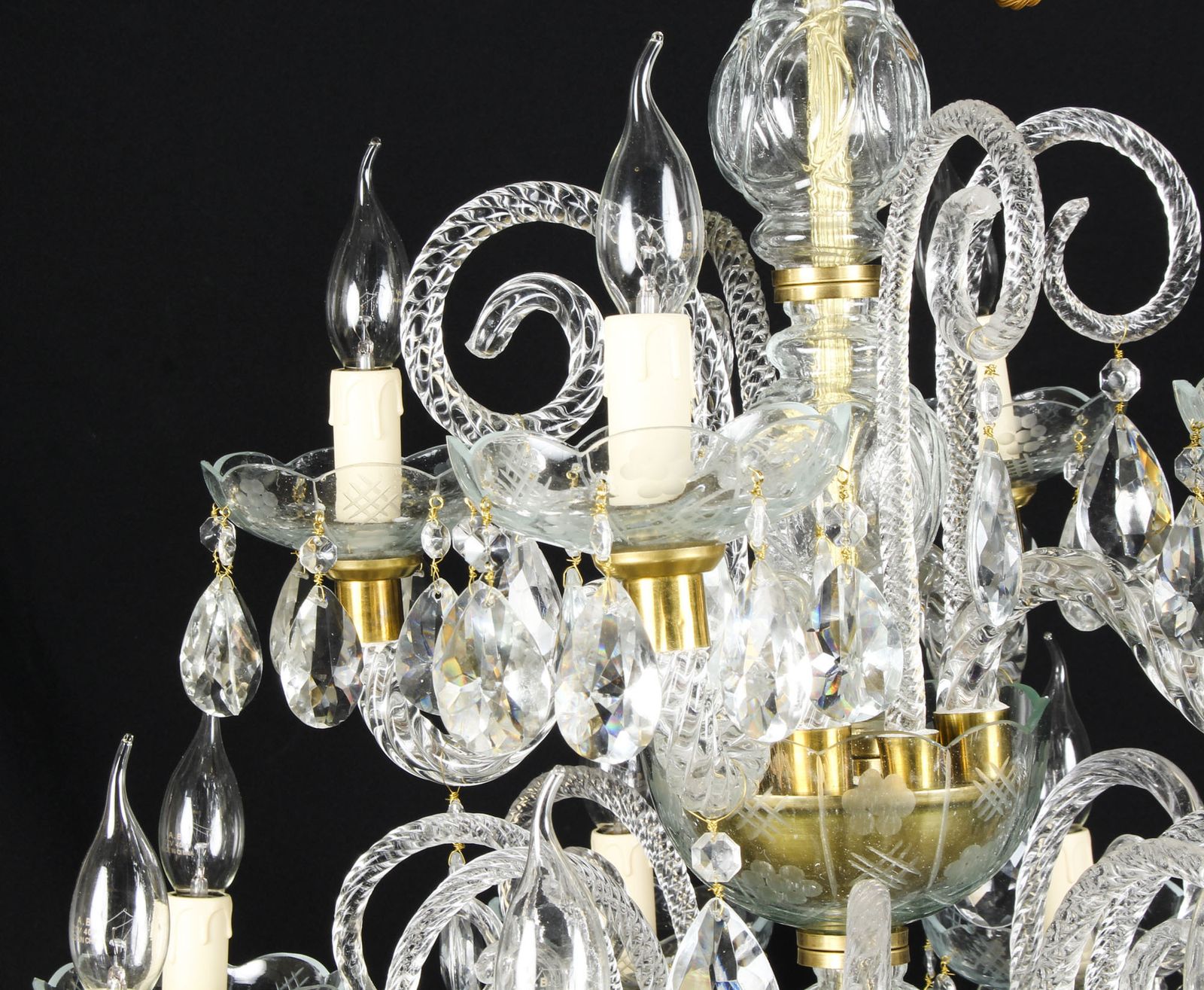 Vintage Venetian Two Tier 12 Light Crystal Chandelier 20th Century photo vinterior