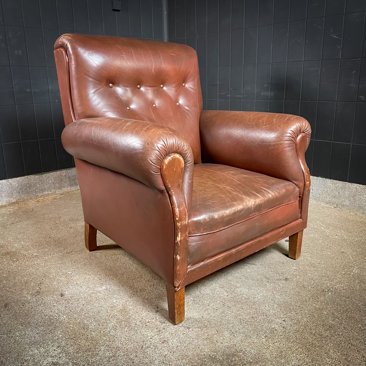 Large Brown Leather Lived Club Armchair photo Furniture