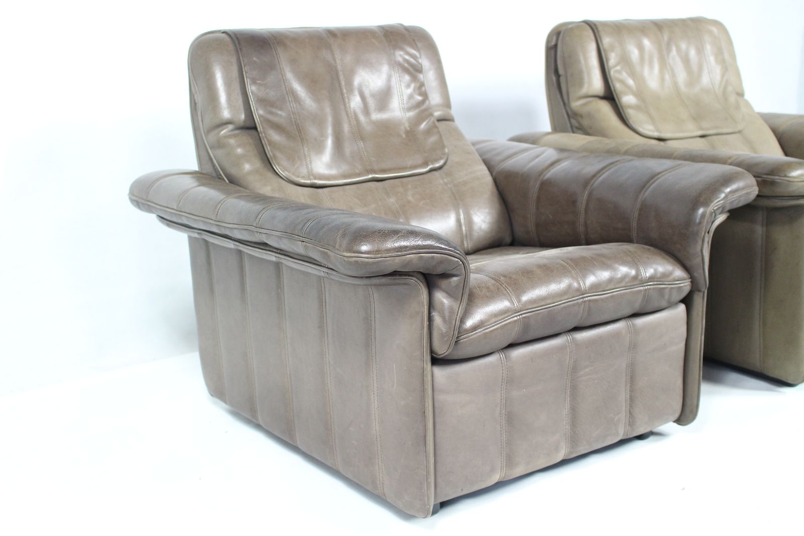 Buffalo Leather Lounge Chair By De Sede Of Switzerland 1970s'  photo vintage