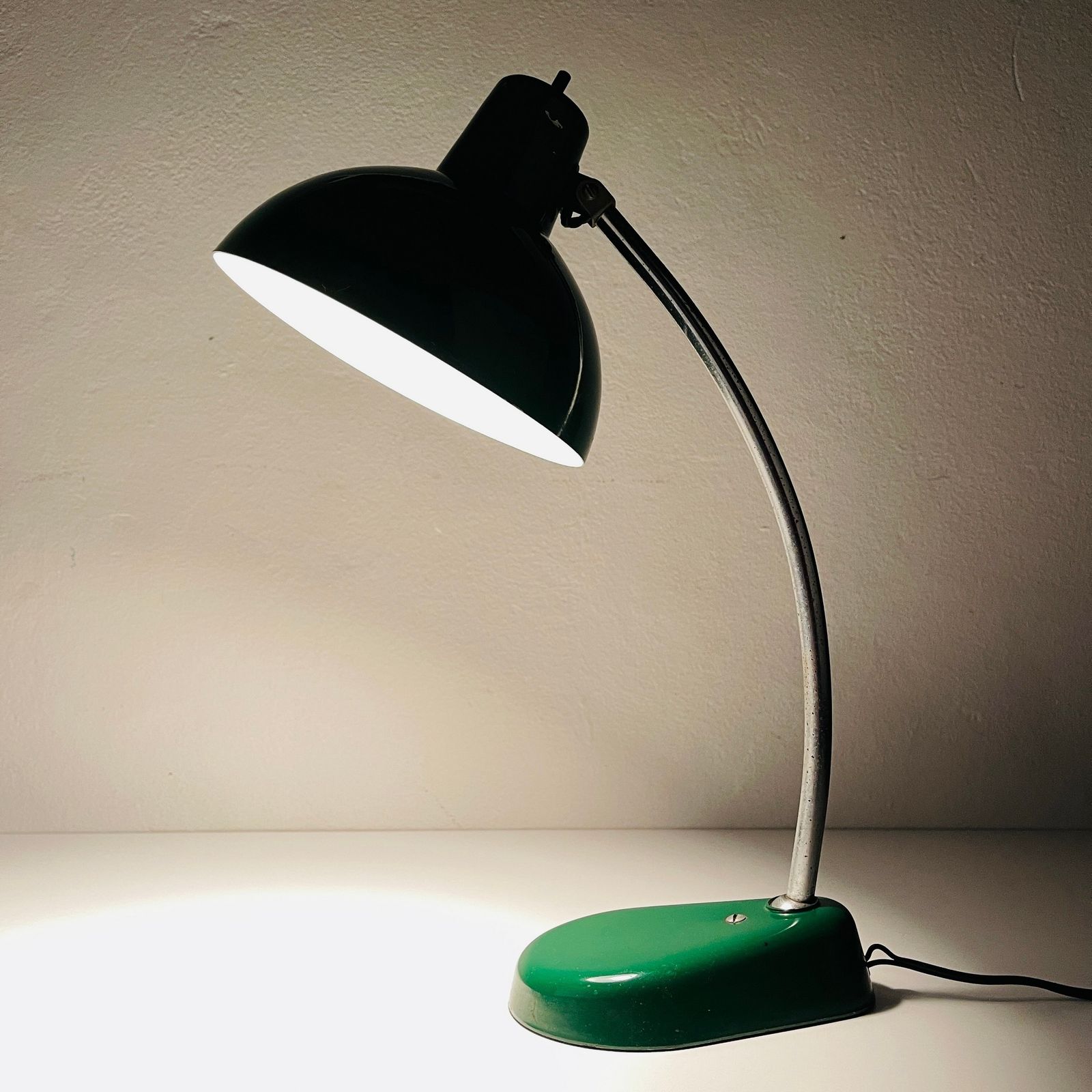 Green Industrial Metal Desk Lamp A.Perazzone Torino Italy 1960s photo 330.0