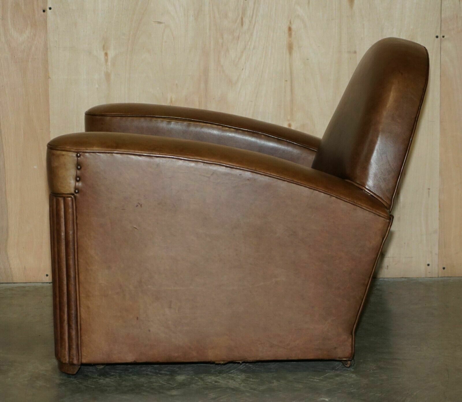 photo vintage Stunning Pair Of Original Art Deco Heritage Brown Leather Circa 1920's Armchairs