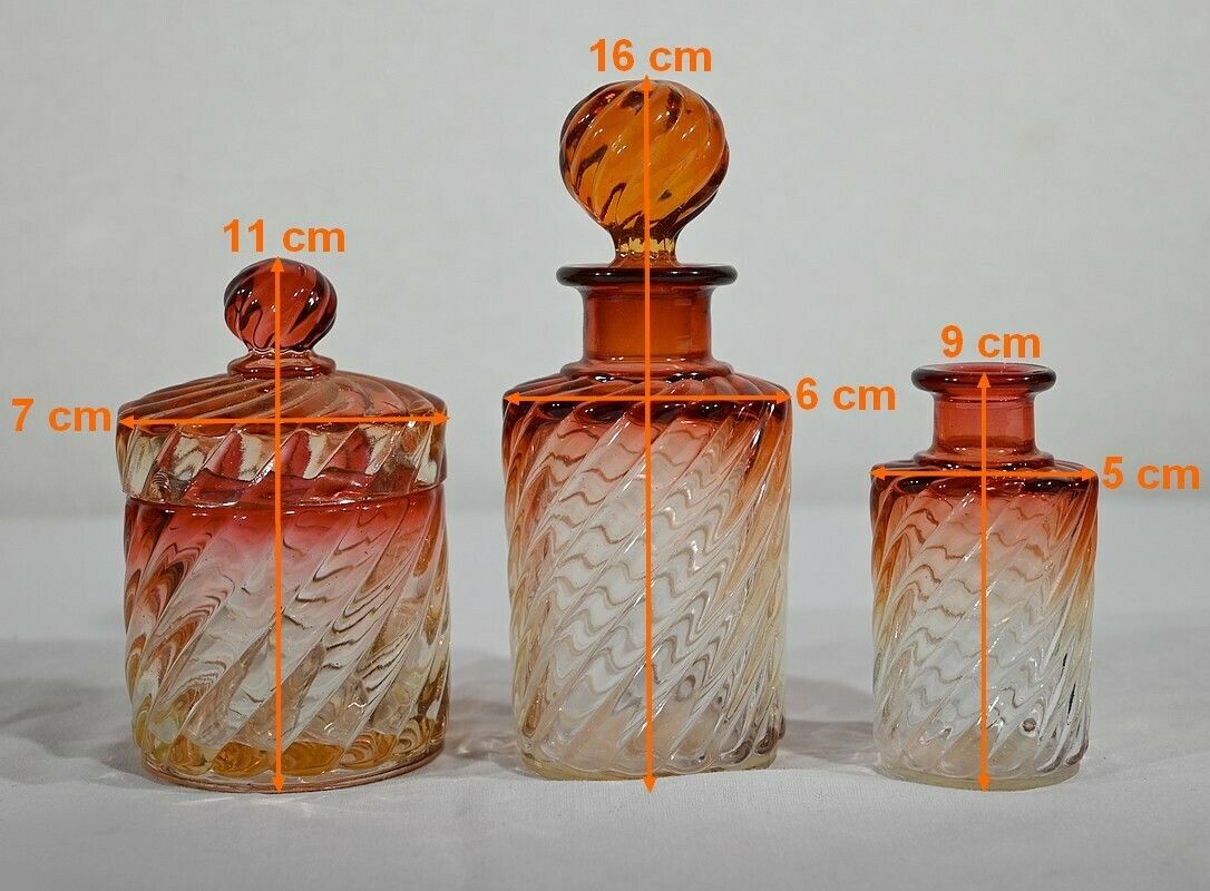 photo for sale “Bambou Tors” Toilet Set In Baccarat Crystal – Late 19th Century