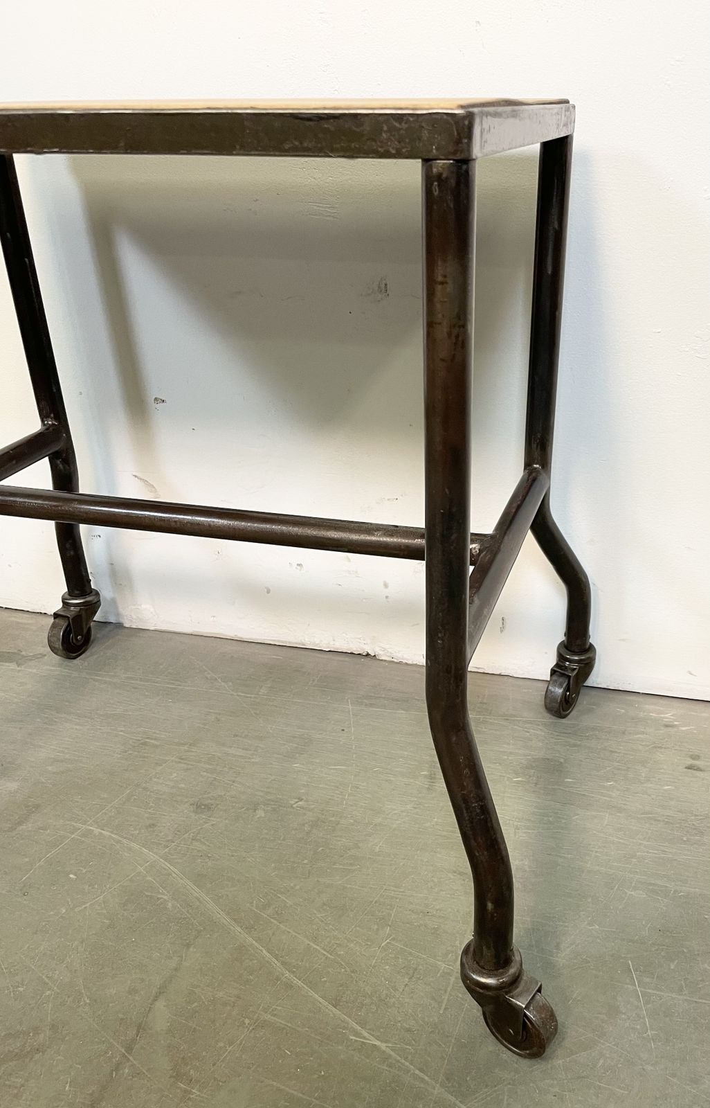 photo furniture Industrial Table On Wheels, 1960s