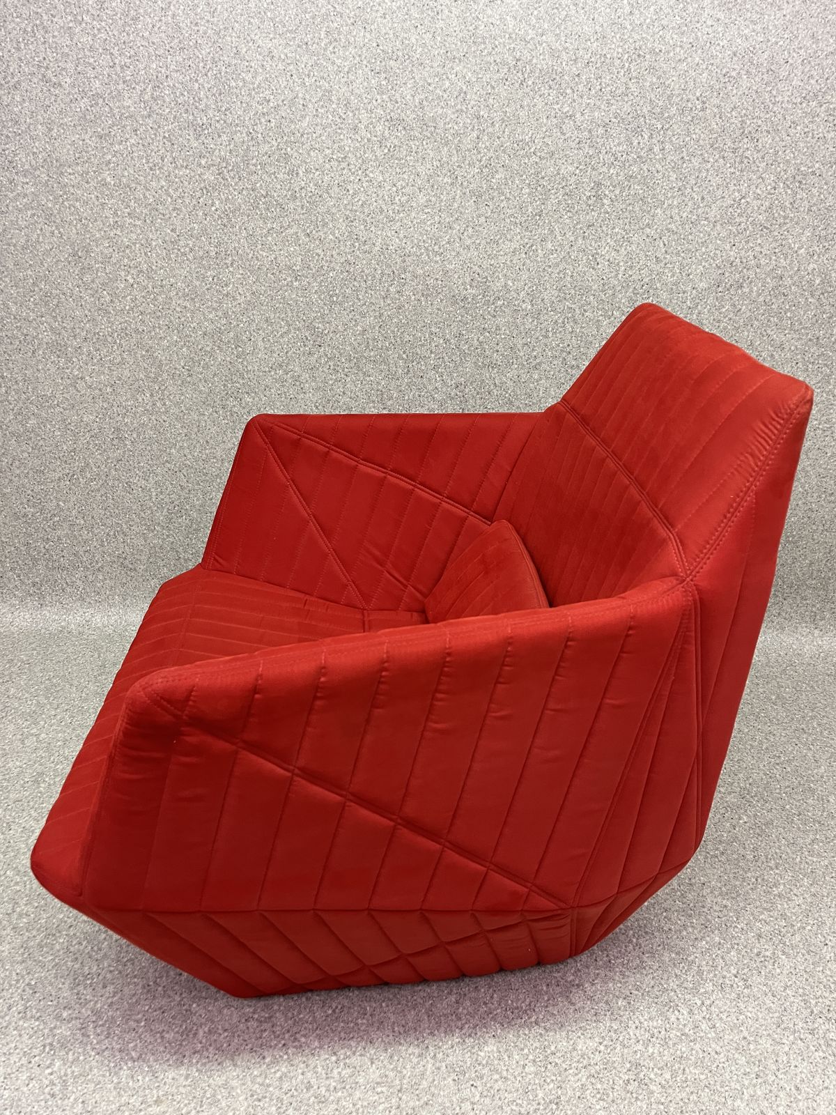 1560.0 Ligne Roset Red Facett Armchair Design By R. & E. Bouroullec photo