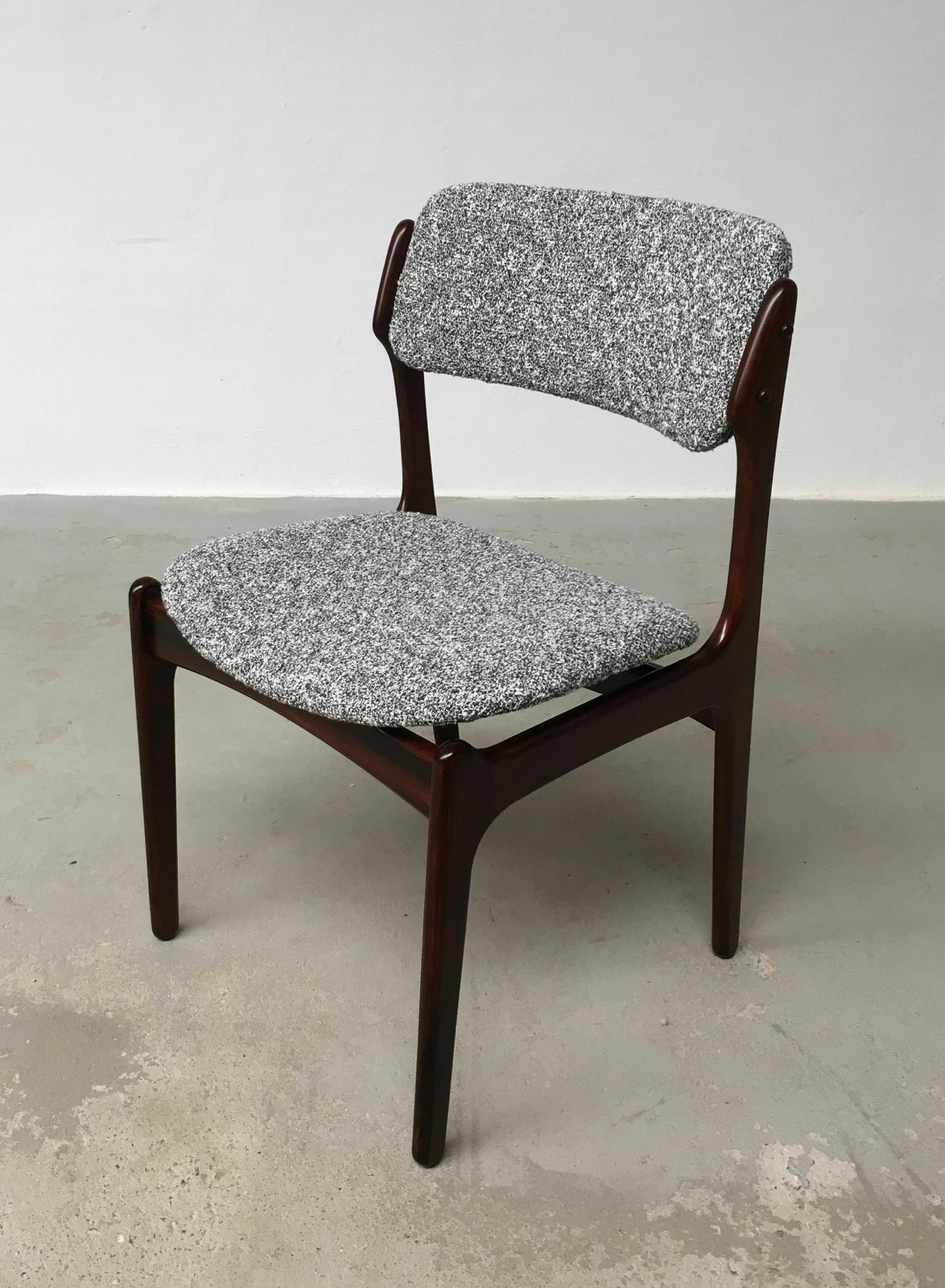 Erik Buch Set Of Ten Fully Restored Rosewood Dining Chairs Inc Custom Upholstery 1960's photo 10000.0