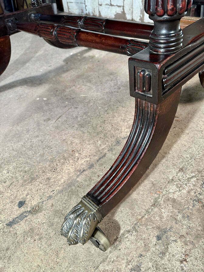 Furniture Antique Georgian Cuban Mahogany Centre/Breakfast Table photo