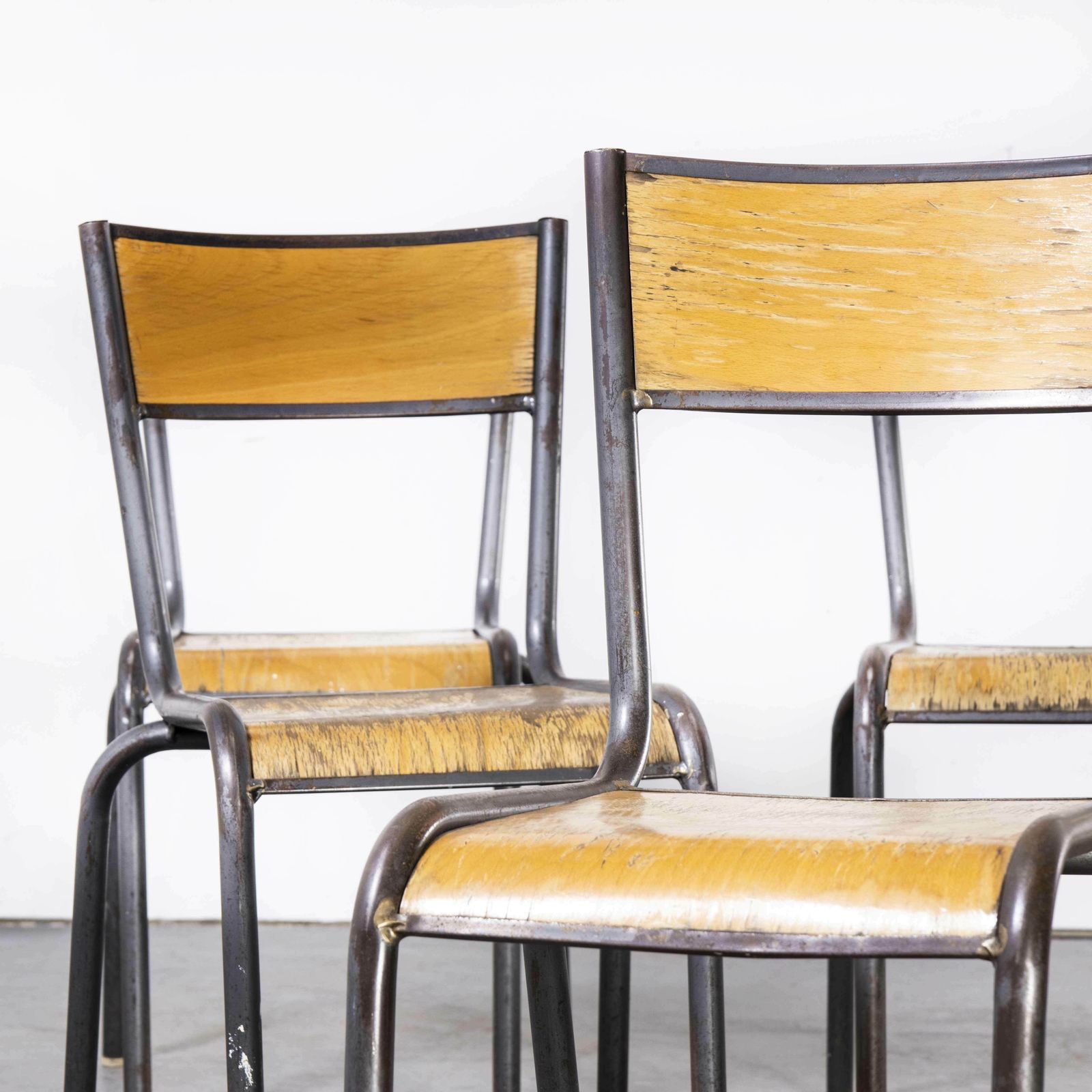 1960’s French Mullca Stacking Chair 510 – Graphite Frame – Set Of Eight photo buy