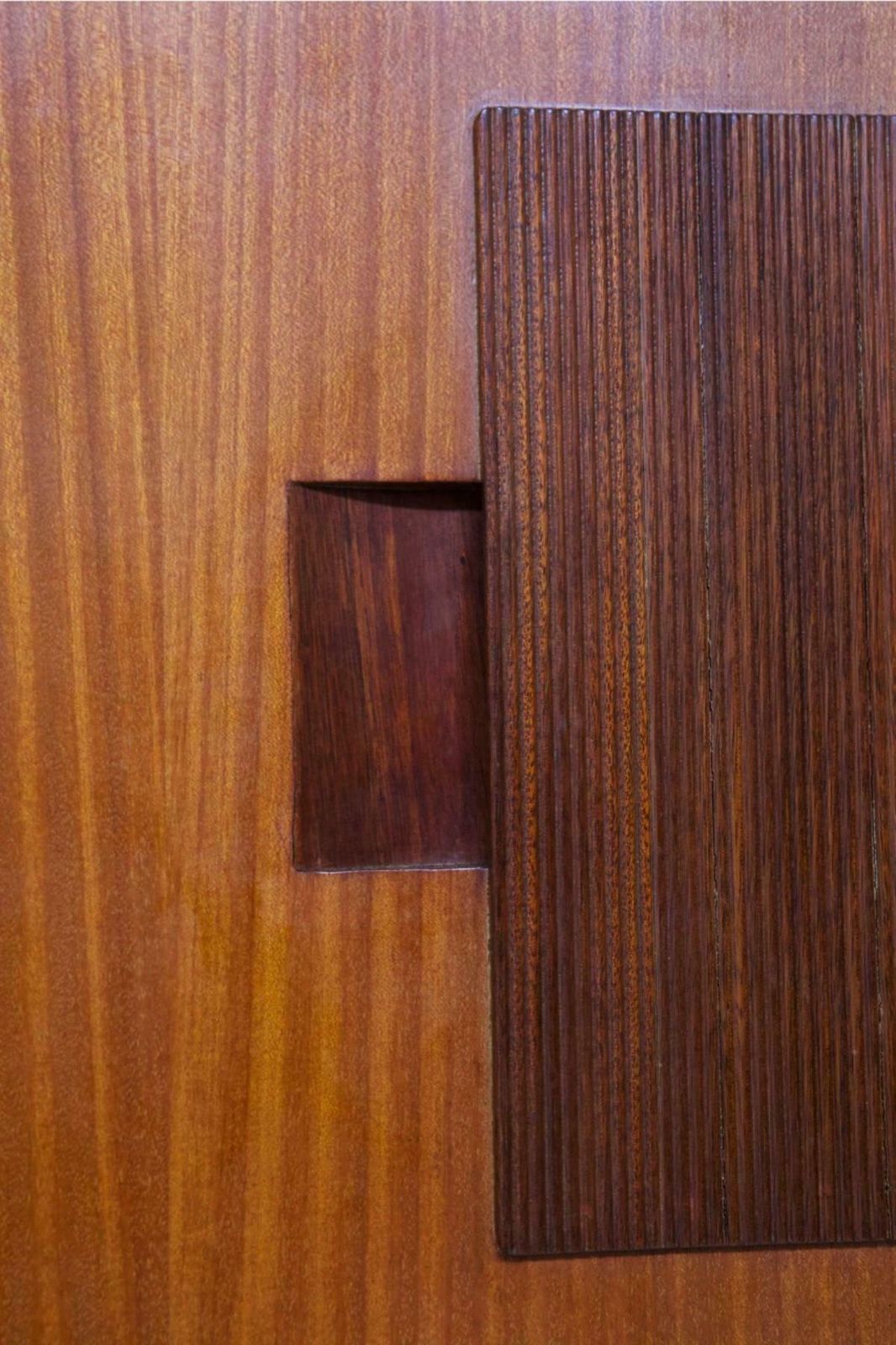Gio Ponti Superb Wooden Lounge Cabinet ''Attr.'' photo 7076.0