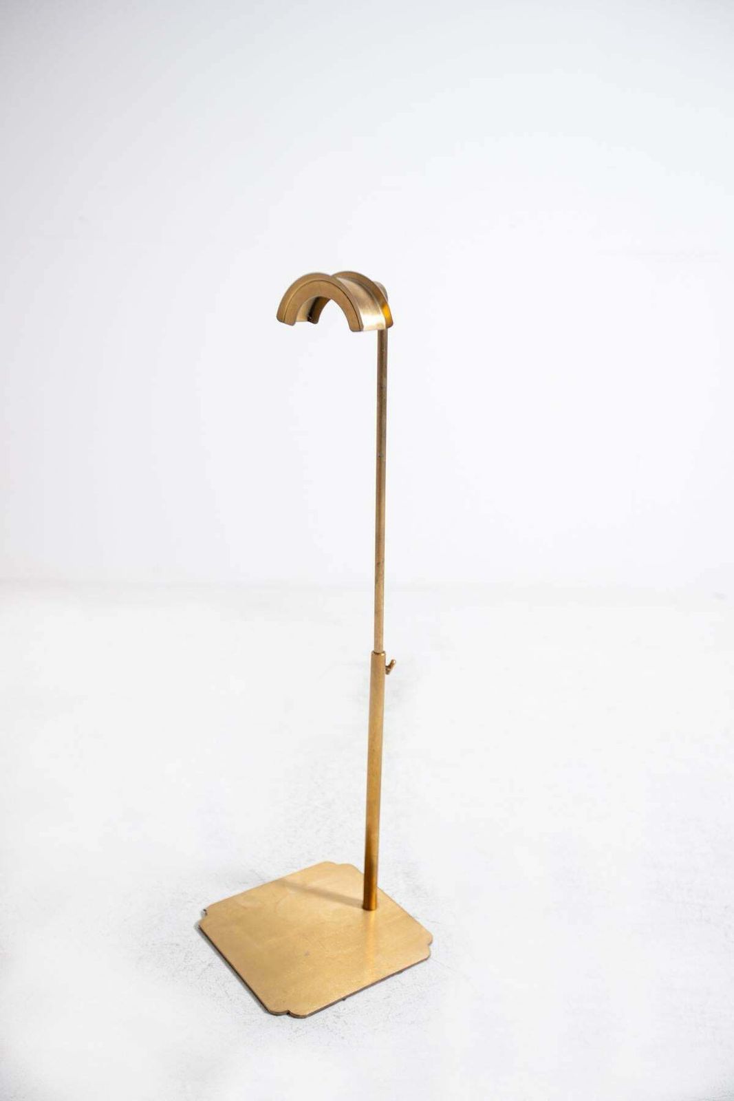 Italian Handbag Holder Brass Women''S Or Counter Display Stand photo Lighting