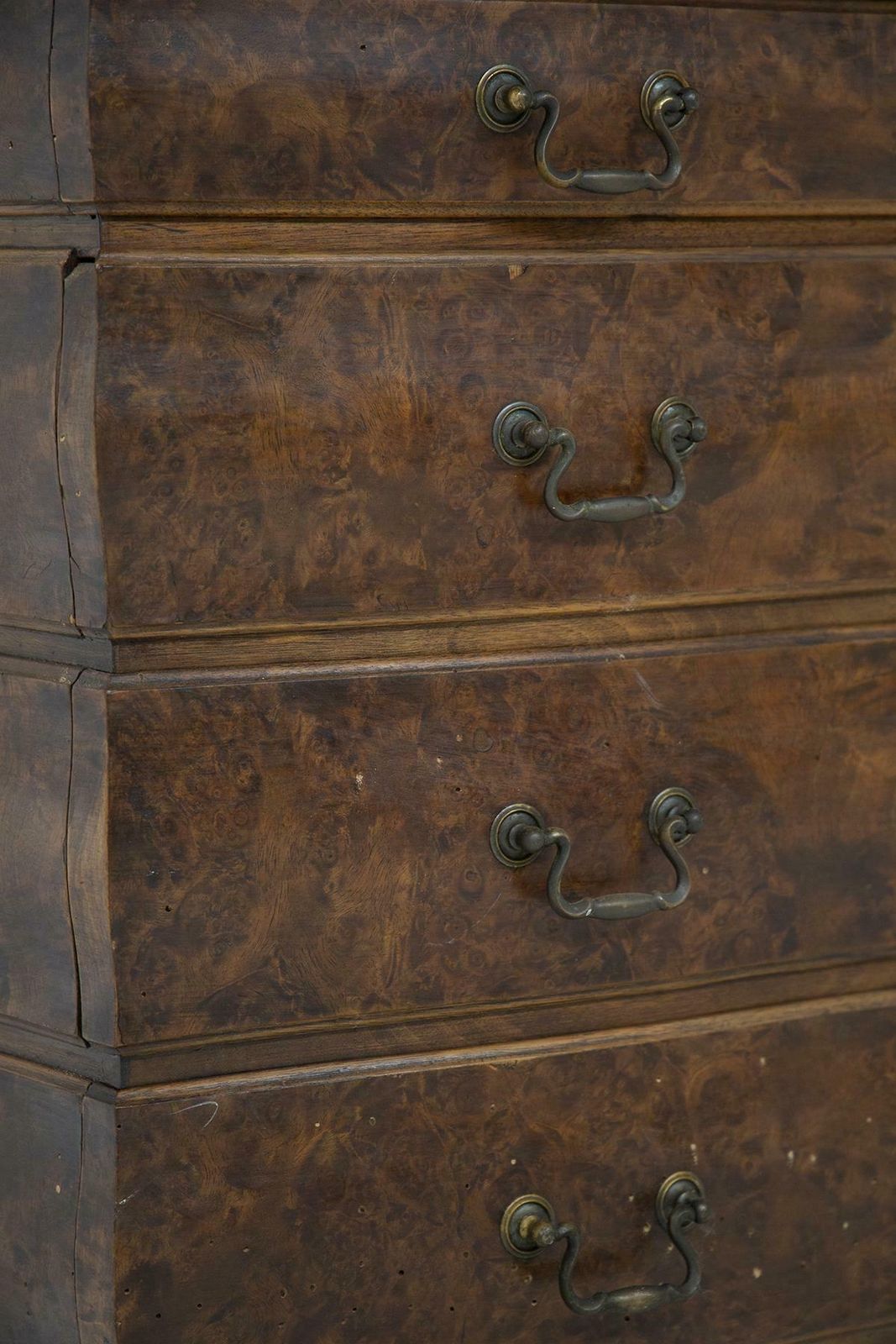 Vanity Chest Of Drawers By Tomaso Buzzi, 1930s photo vinterior