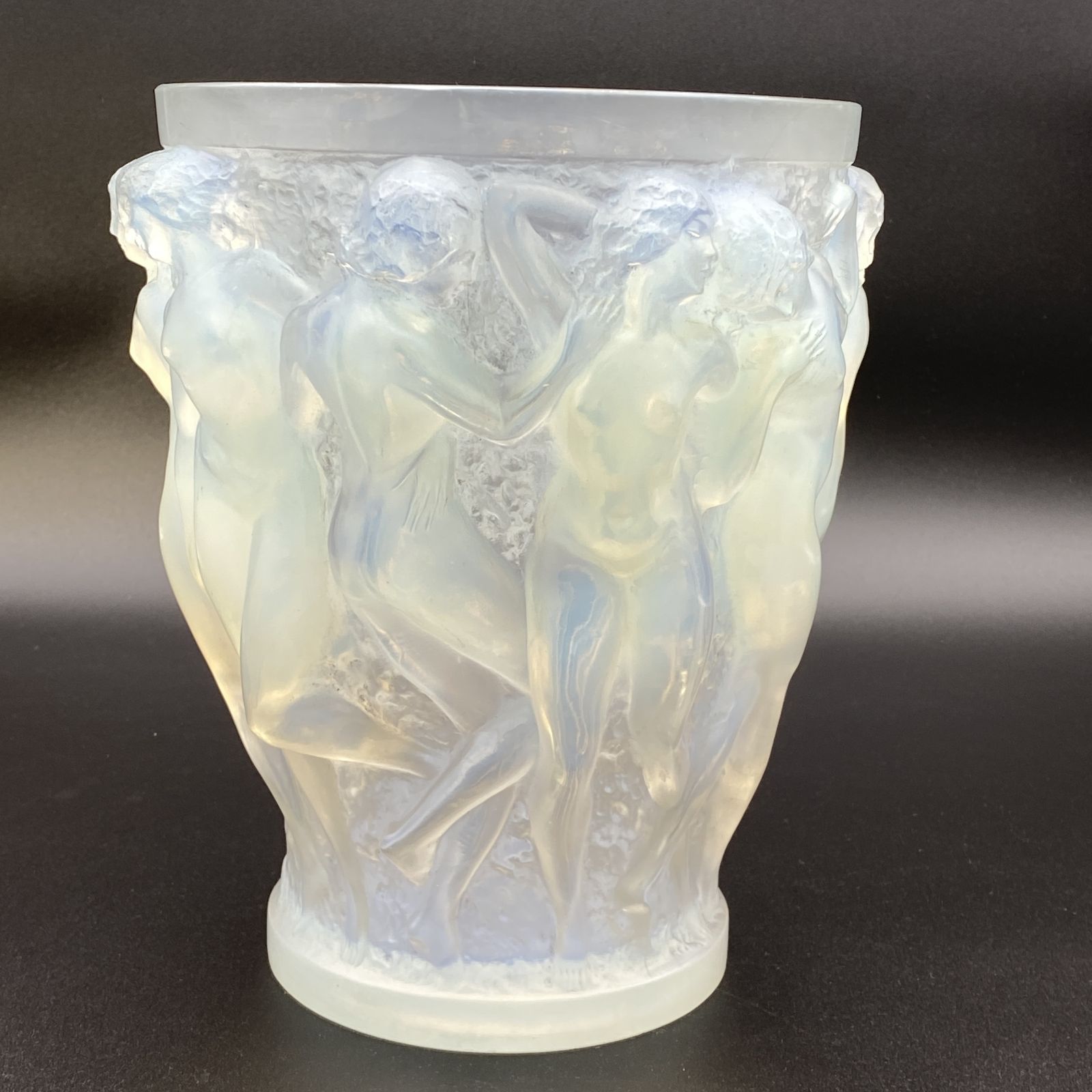 An Opalescent Bacchantes Vase By R.Lalique photo 32000.0