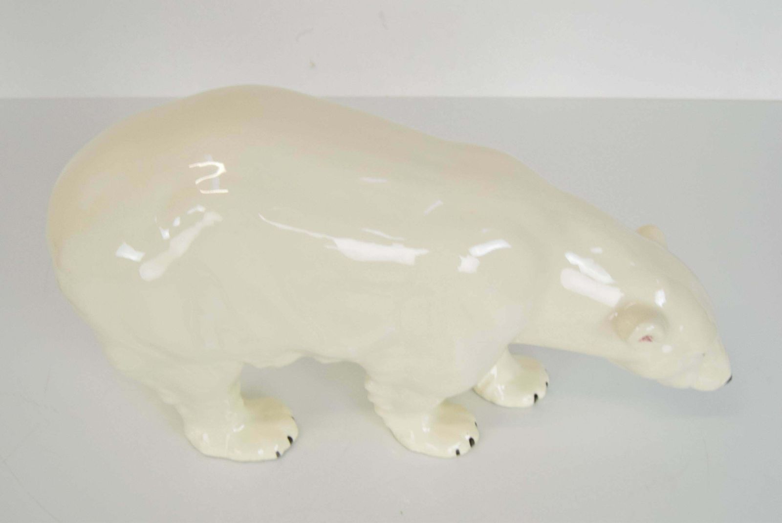 photo vinterior Large Antique Czechoslovakia Porcelain Royal Dux Polar Bear Sculpture In 1925