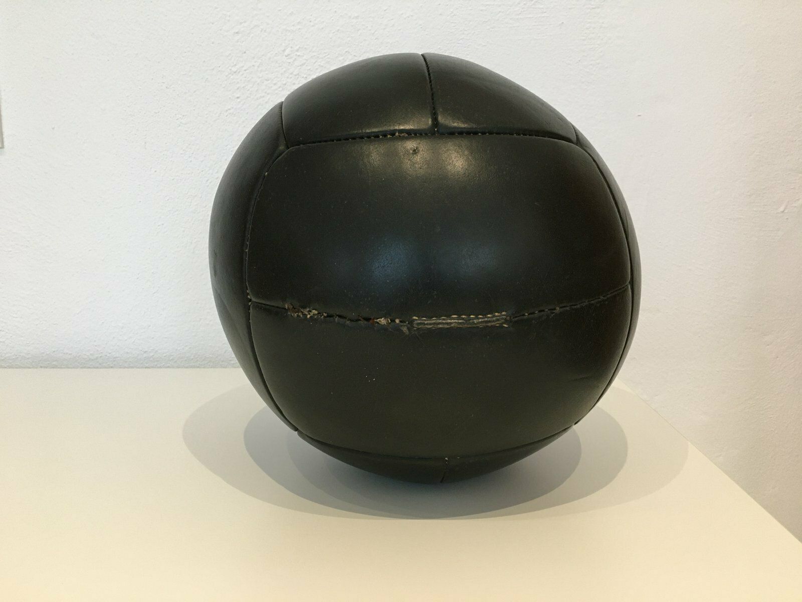 Vintage 4kg Leather Medicine Ball, 1930s photo vintage