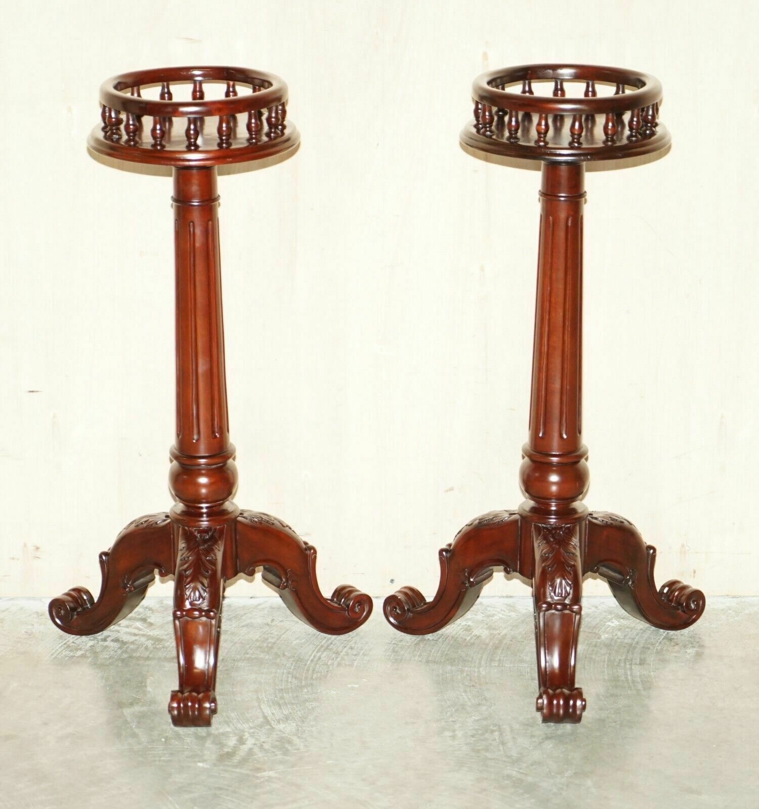 Pair Of Antique Thomas Chippendale Hand Carved Jardiniere Plant Stands Pedestals