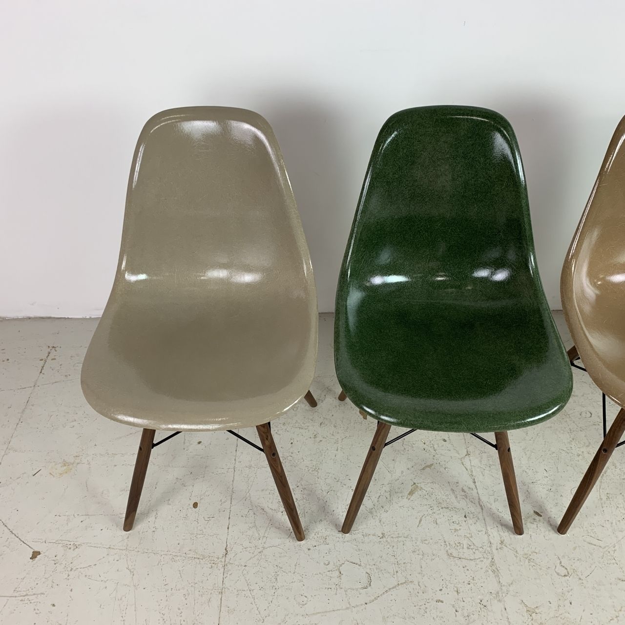 Eames Herman Miller Dsw Side Chairs In Ligh Greige, Dark Olive, Tan And Umber photo 2286.18