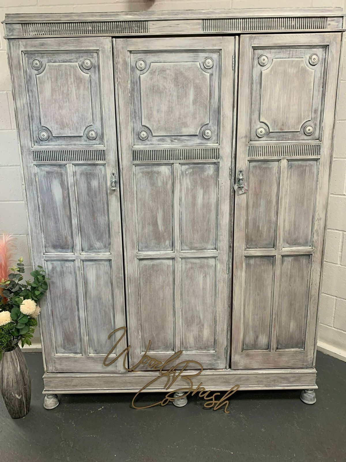 Custom Painted Stunning Linenfold Old Charm Vintage Antique Triple Wardrobe