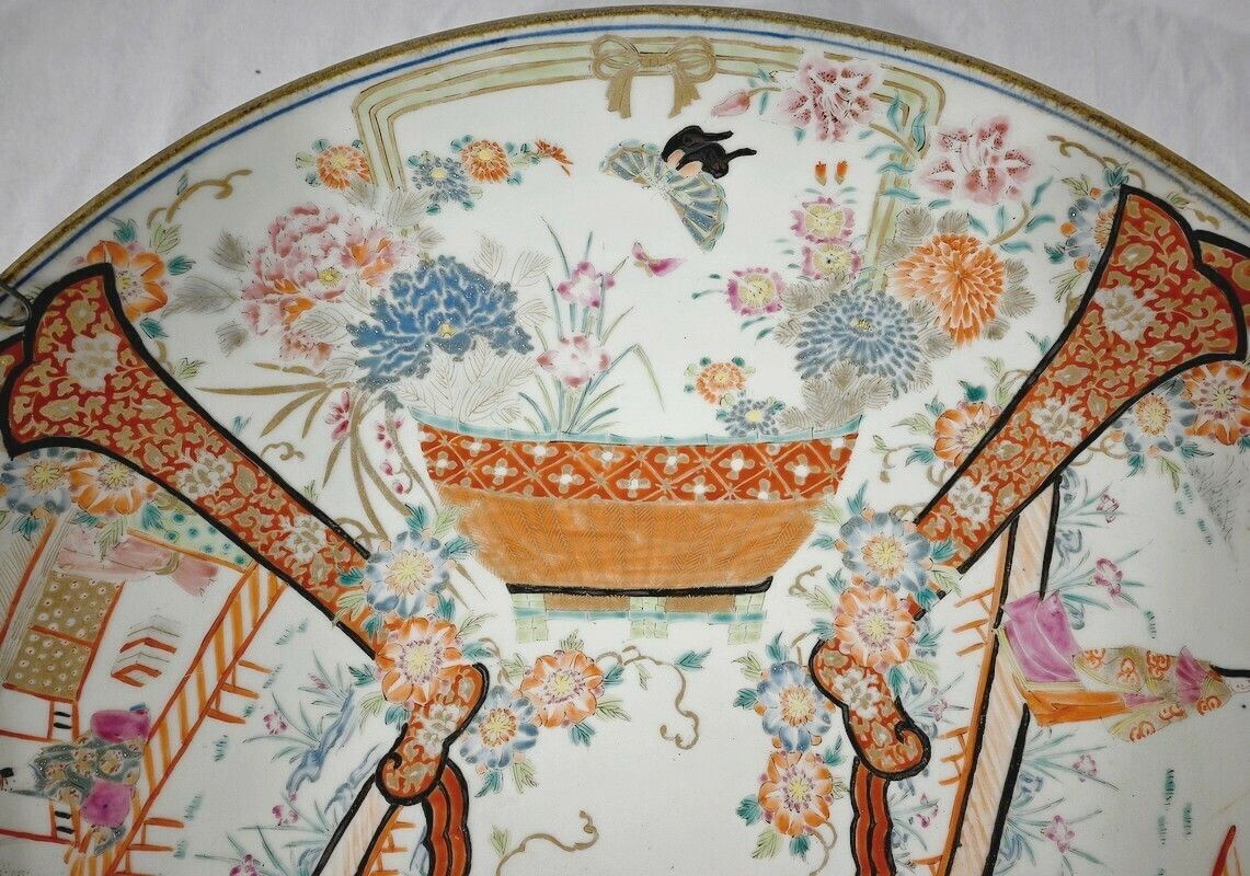 Important Porcelain Dish From Japan, Meiji Era, 19th Century photo vinterior