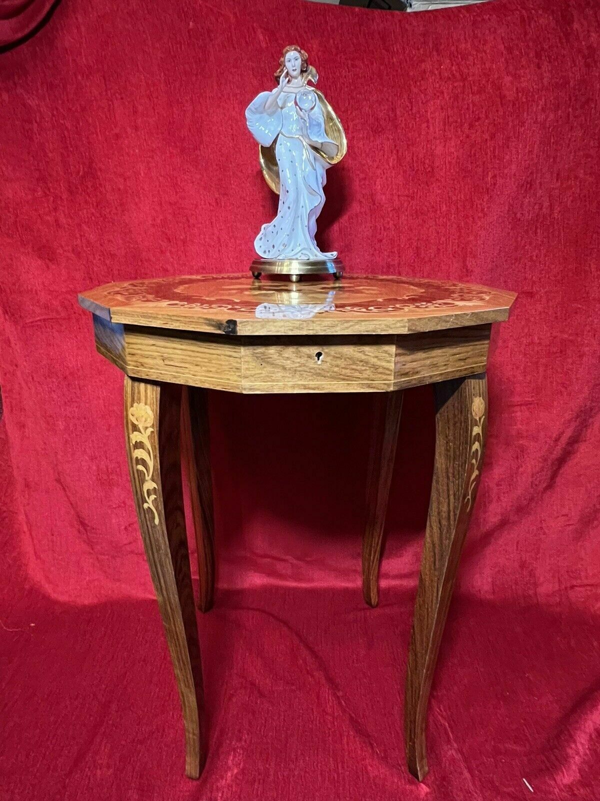 Italian Satinwood With Marquetry Floral Bouquet Inlaid Musical Table photo for sale