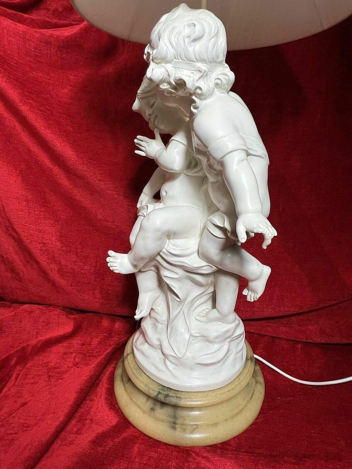 Large Hollywood Glamour Lamp Of Cherubs Set Upon Circular Onyx Base photo vintage