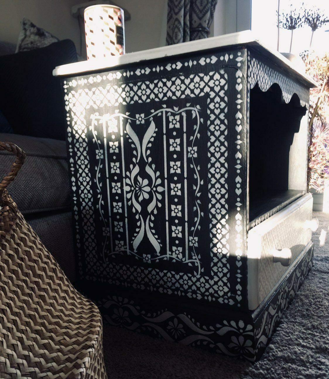 Wooden Hand Painted Tv Unit Indian Bone Inlay Black White photo Furniture