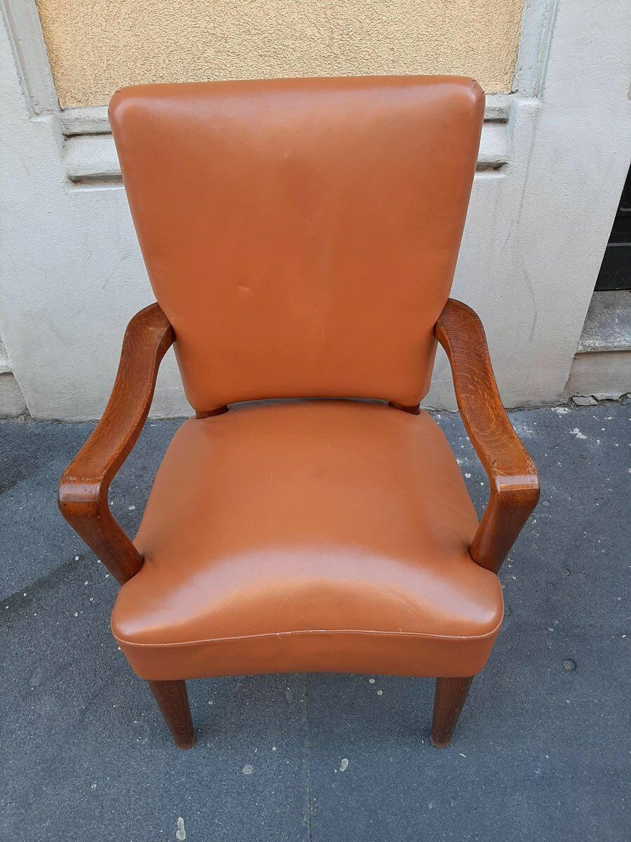 Wood And Brown Leather Armchair By Osvaldo Borsani For Atelier Borsani Varedo, 1930s photo furniture