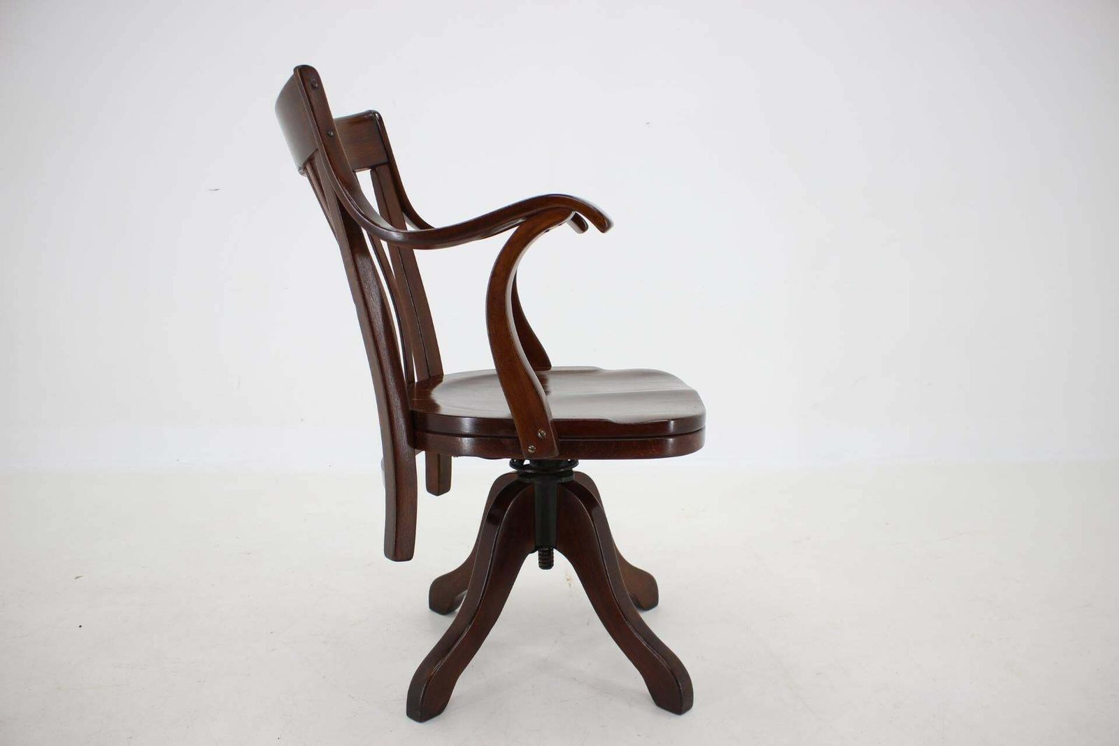 Furniture 1930s Adolf Loos Office Chair Model 669 For Cafe Capua By Thonet photo