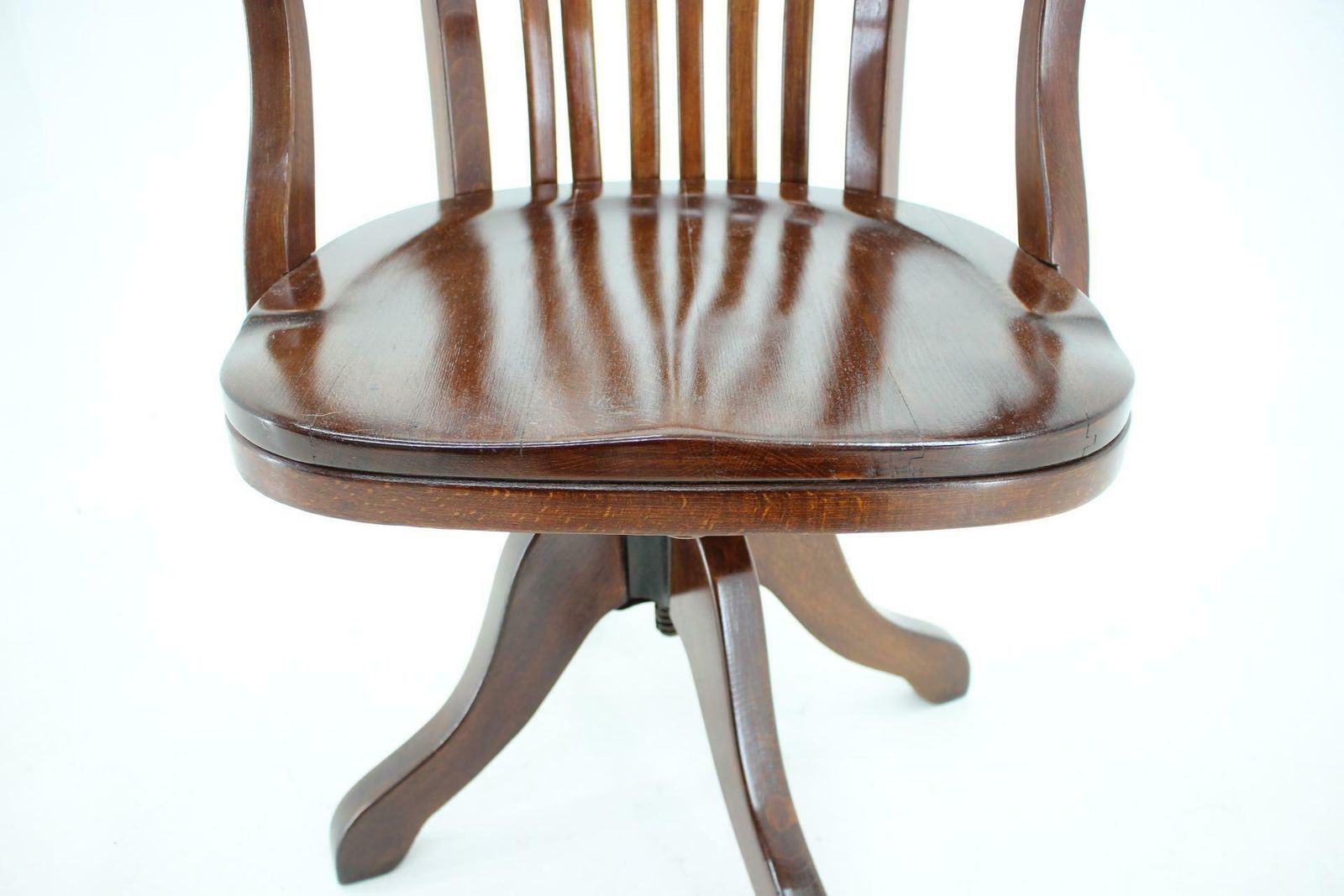 photo vinterior 1930s Adolf Loos Office Chair Model 669 For Cafe Capua By Thonet
