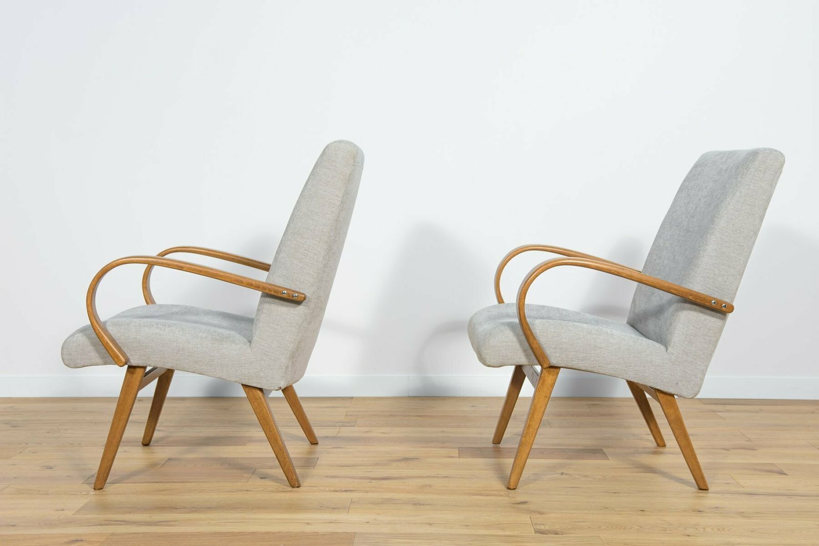 Model 53 Armchairs By Jaroslav Smidek For Ton 1960s Set Of 2 photo Furniture