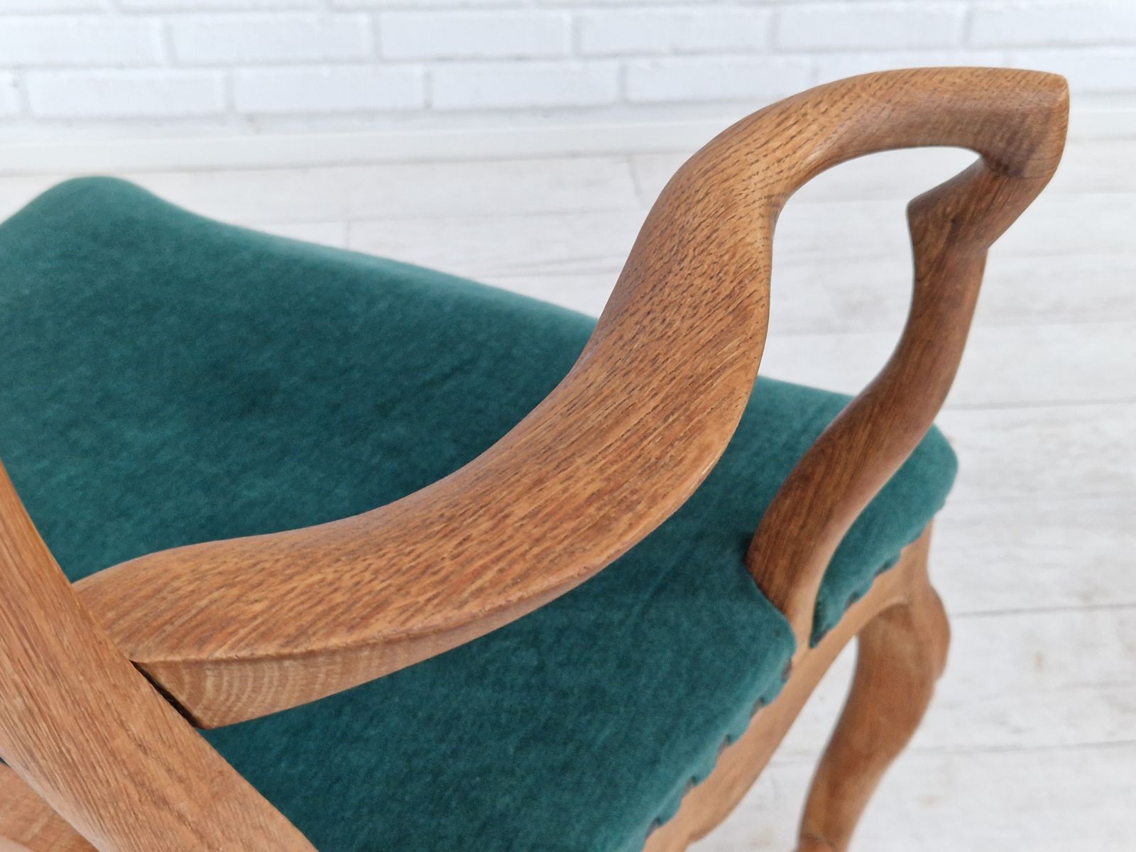 1960s, Danish Design, Pair Of Armchairs, Oak Wood, Original Very Good Condition. photo vinterior