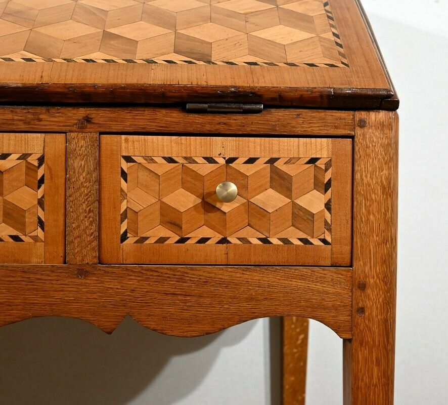photo buy Sloping Oak Desk, Directoire Style 2nd Part Of The 19th Century