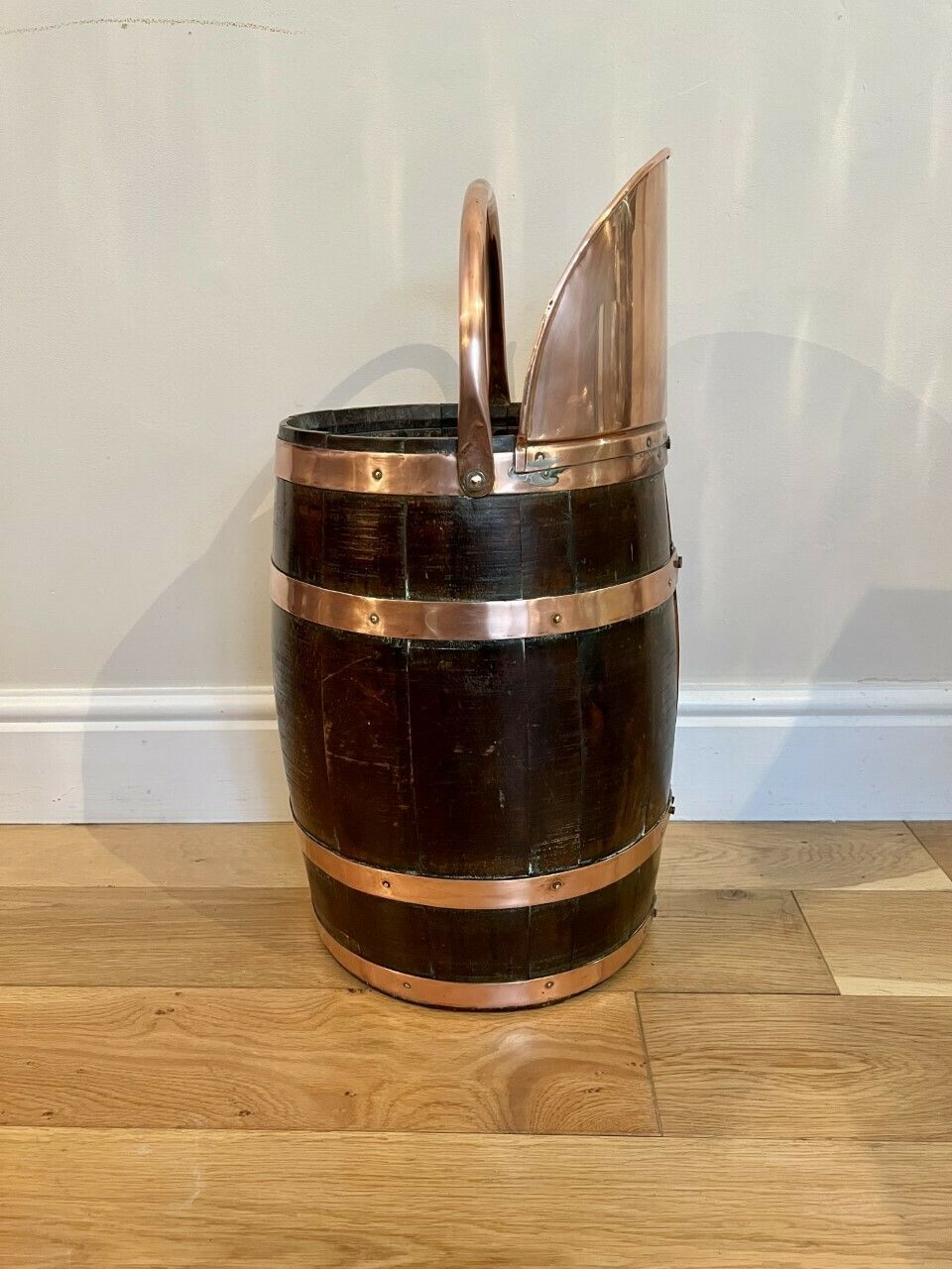 Unusual Edwardian Quality Oak Copper Bounded Coal Bucket photo vinterior