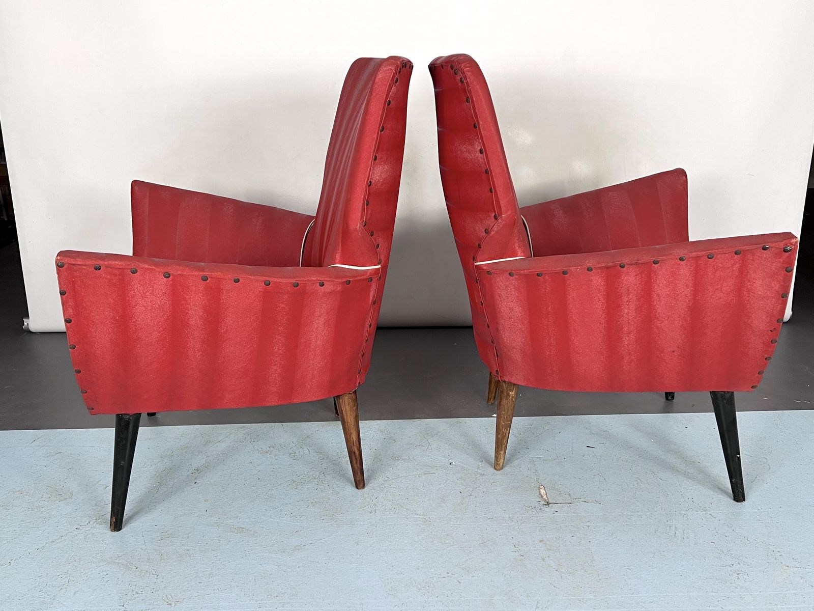 photo furniture Mid Century Modern Pair Of Red Armchairs. Italy 1950s