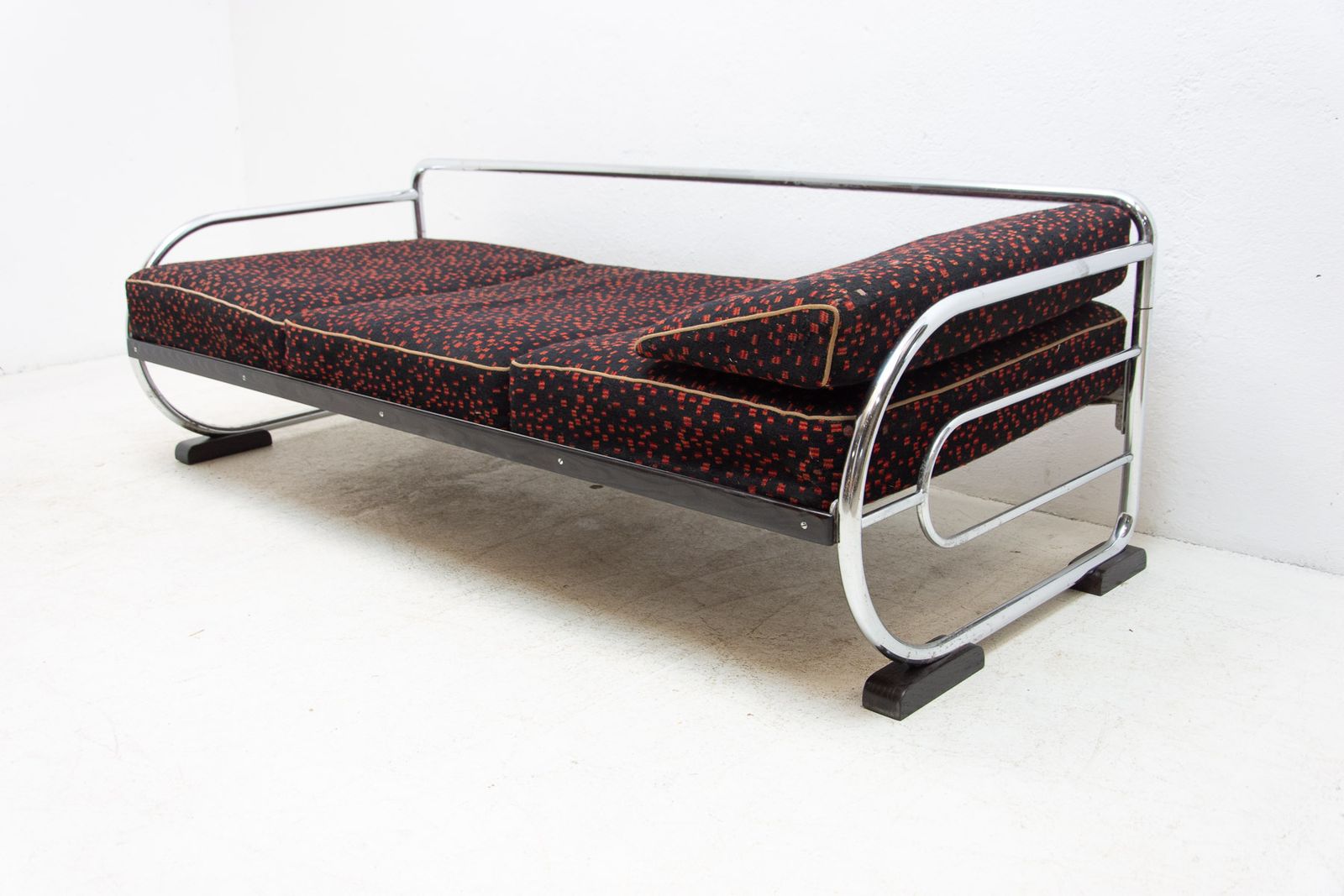 890.0 Chromen Bauhaus Sofa Van Hynek Gottwald, Bohemen, Jaren 1930 photo