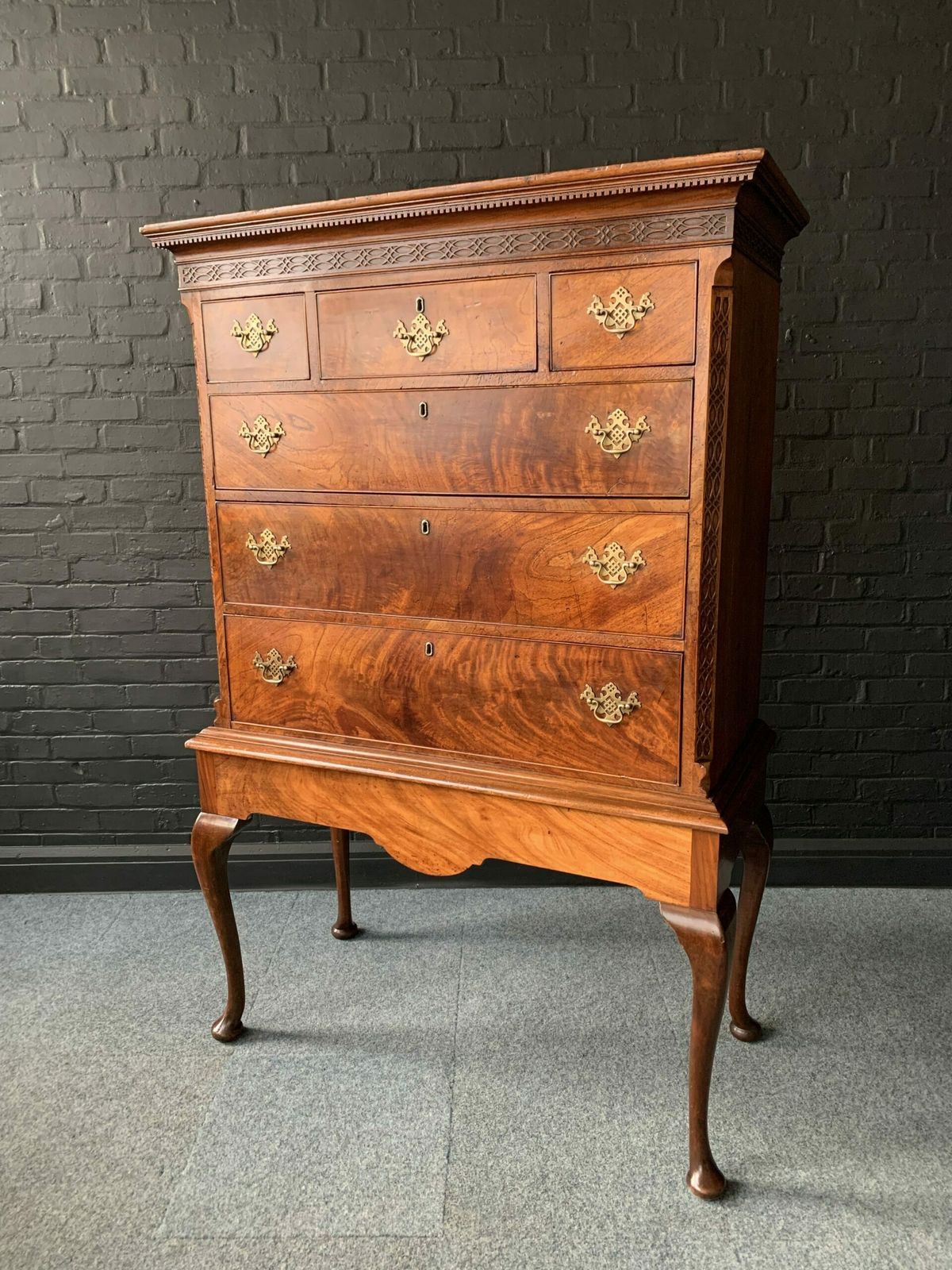 Attractive George III Chest On Stand photo vinterior