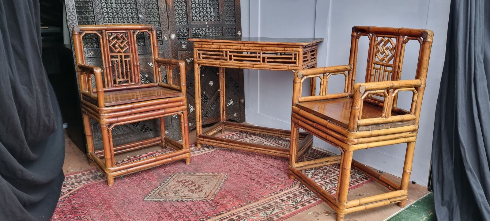 19th Century Chinese Bamboo Brighton Pavillion Chairs And Side Table photo for sale